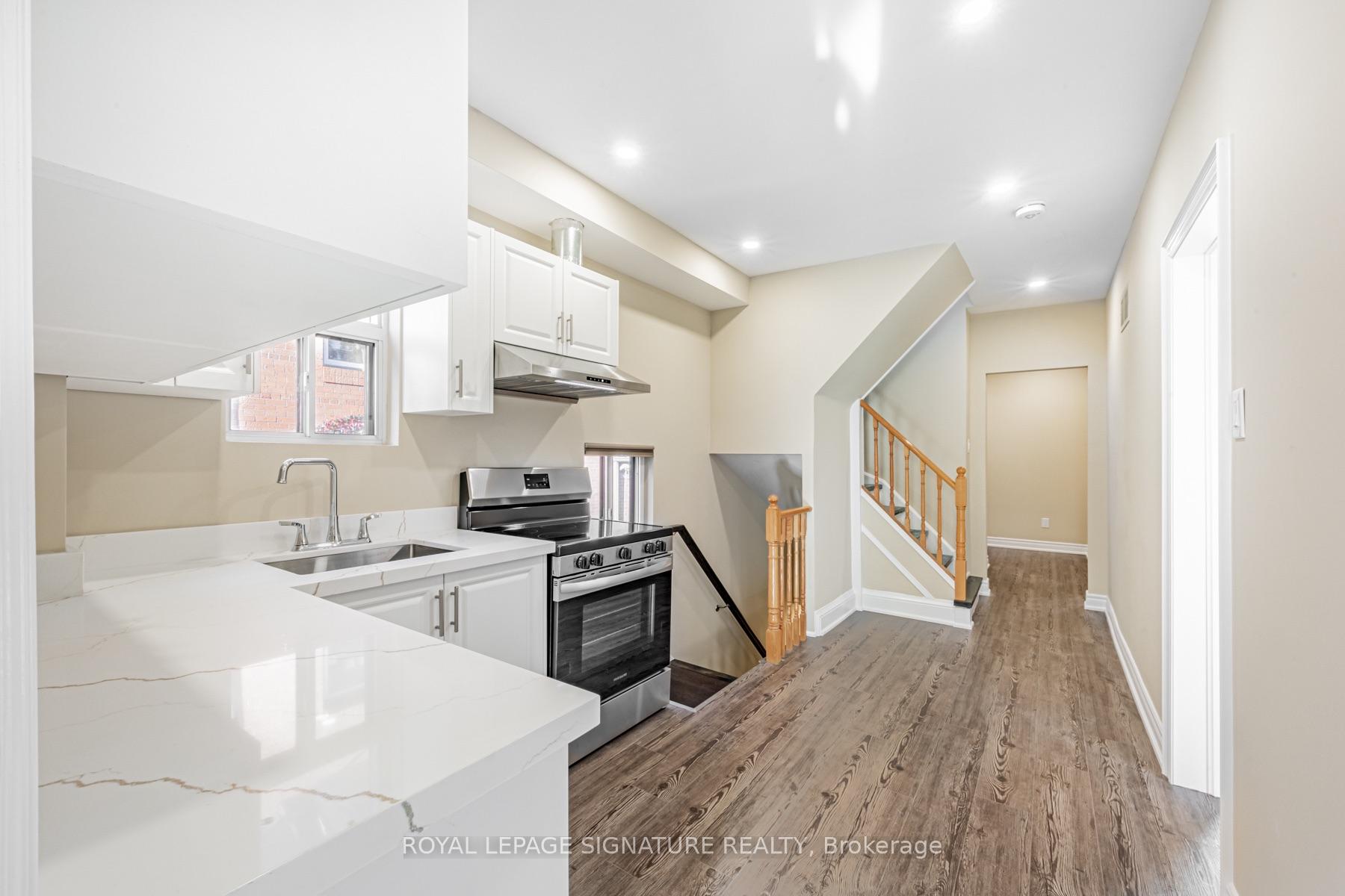 Photo 5 of Unit 1, 14 Howland Avenue, Toronto, The Annex — HOMEH