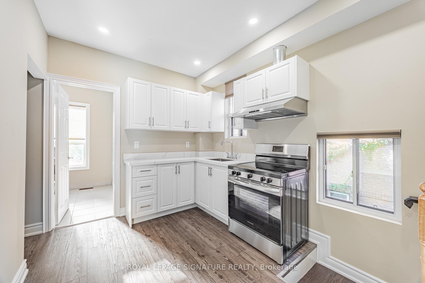 Photo 7 of Unit 1, 14 Howland Avenue, Toronto, The Annex — HOMEH