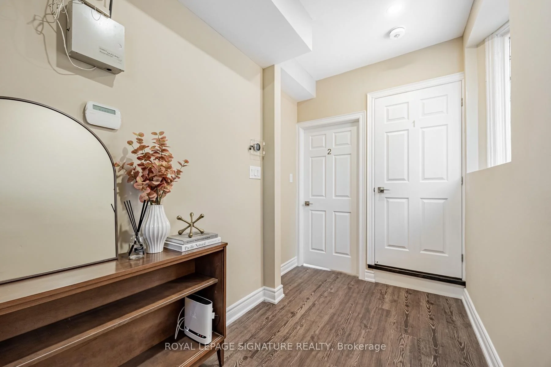 Photo 4 of Unit 1, 14 Howland Avenue, Toronto, The Annex — HOMEH