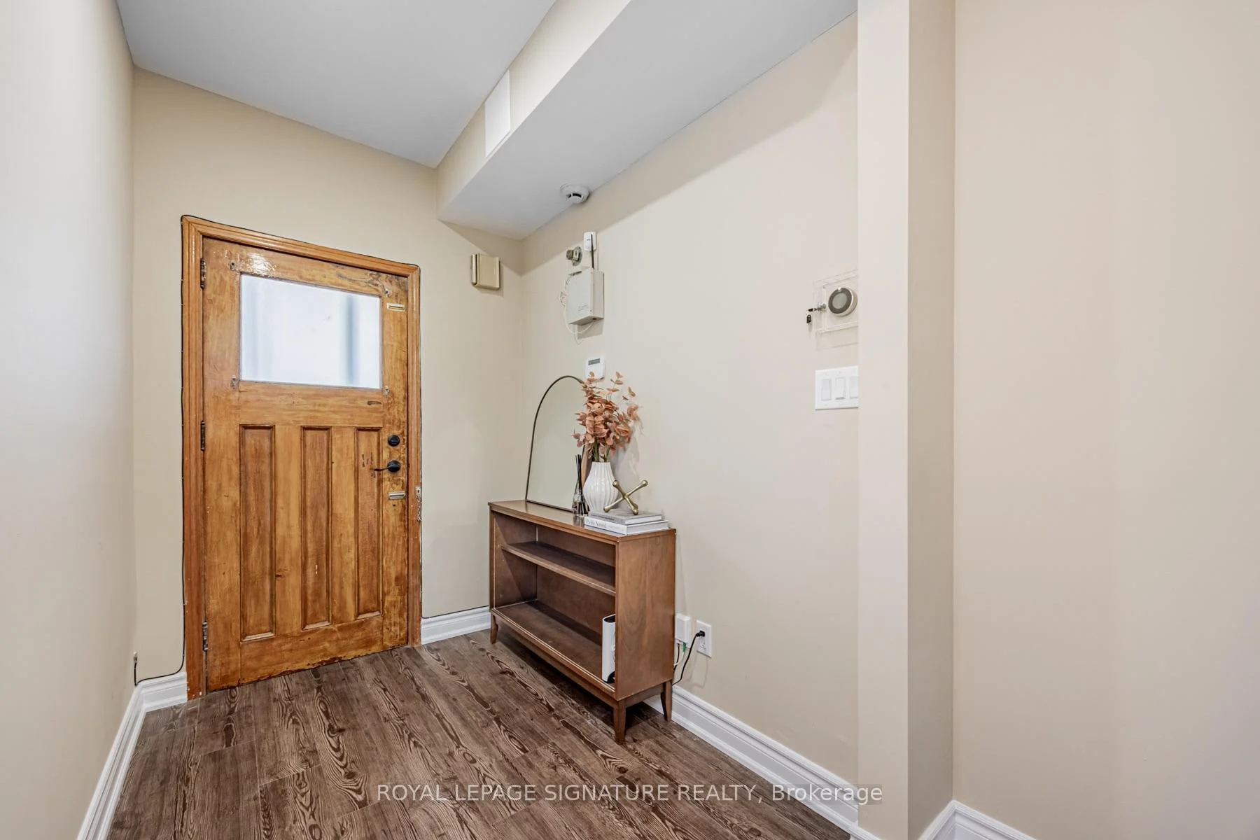 Photo 6 of Unit 1, 14 Howland Avenue, Toronto, The Annex — HOMEH