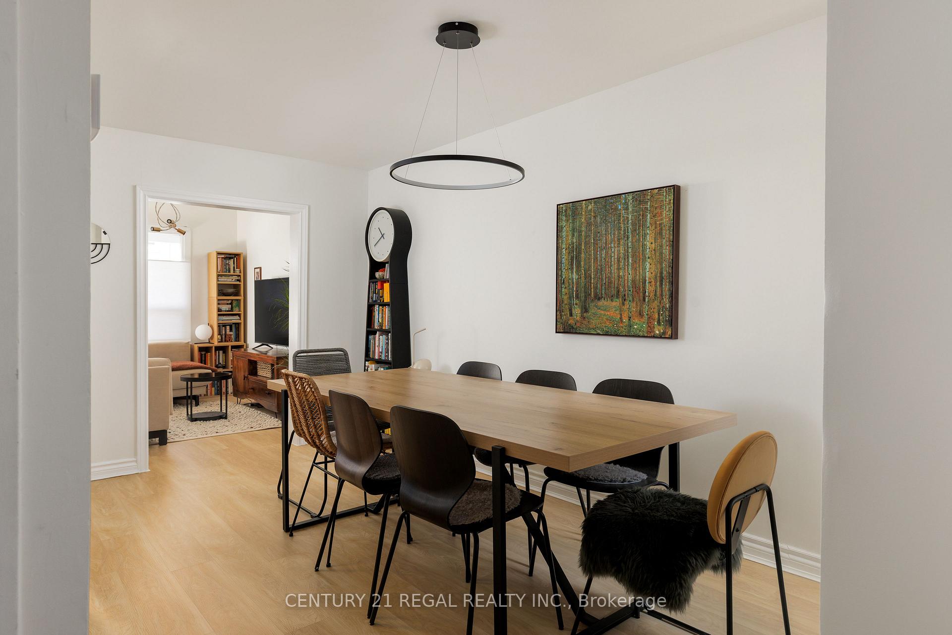 Photo 11 of 55 Shirley Street, Toronto, Little Portugal — HOMEH