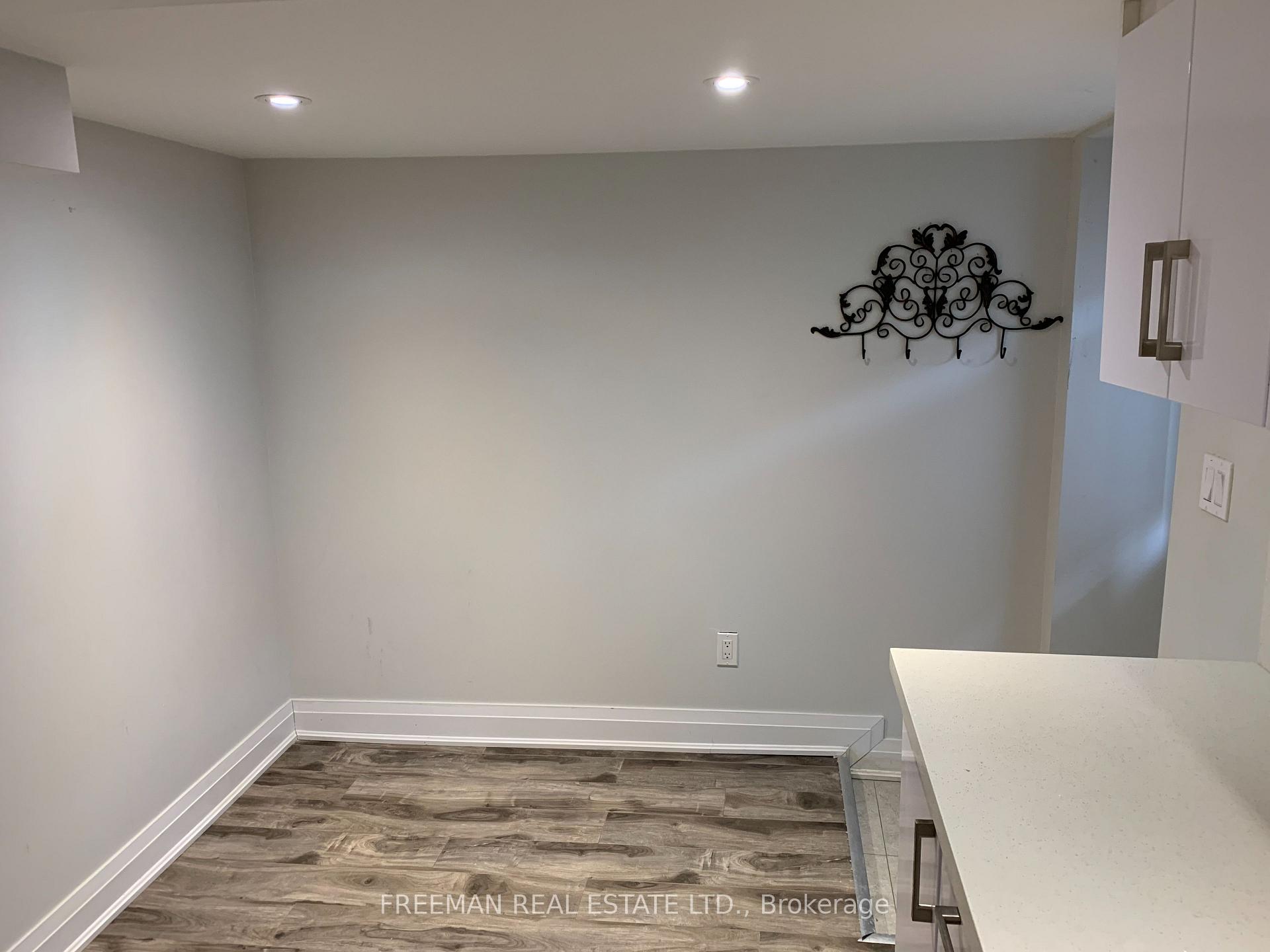 Photo 5 of Unit Lower Lvl Studio, 642 Gladstone Avenue, Toronto, Dovercourt-Wallace Emerson-Junction — HOMEH