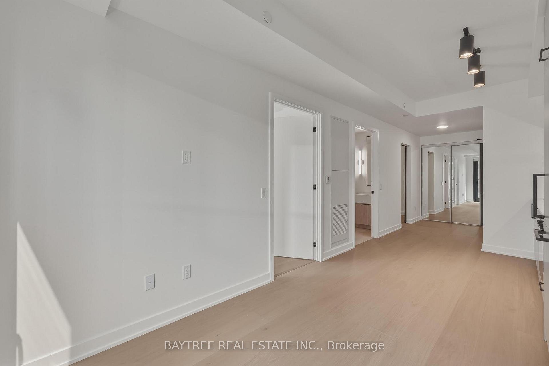 Photo 6 of Unit 1726, 89 Montclair Avenue, Toronto, Forest Hill South — HOMEH
