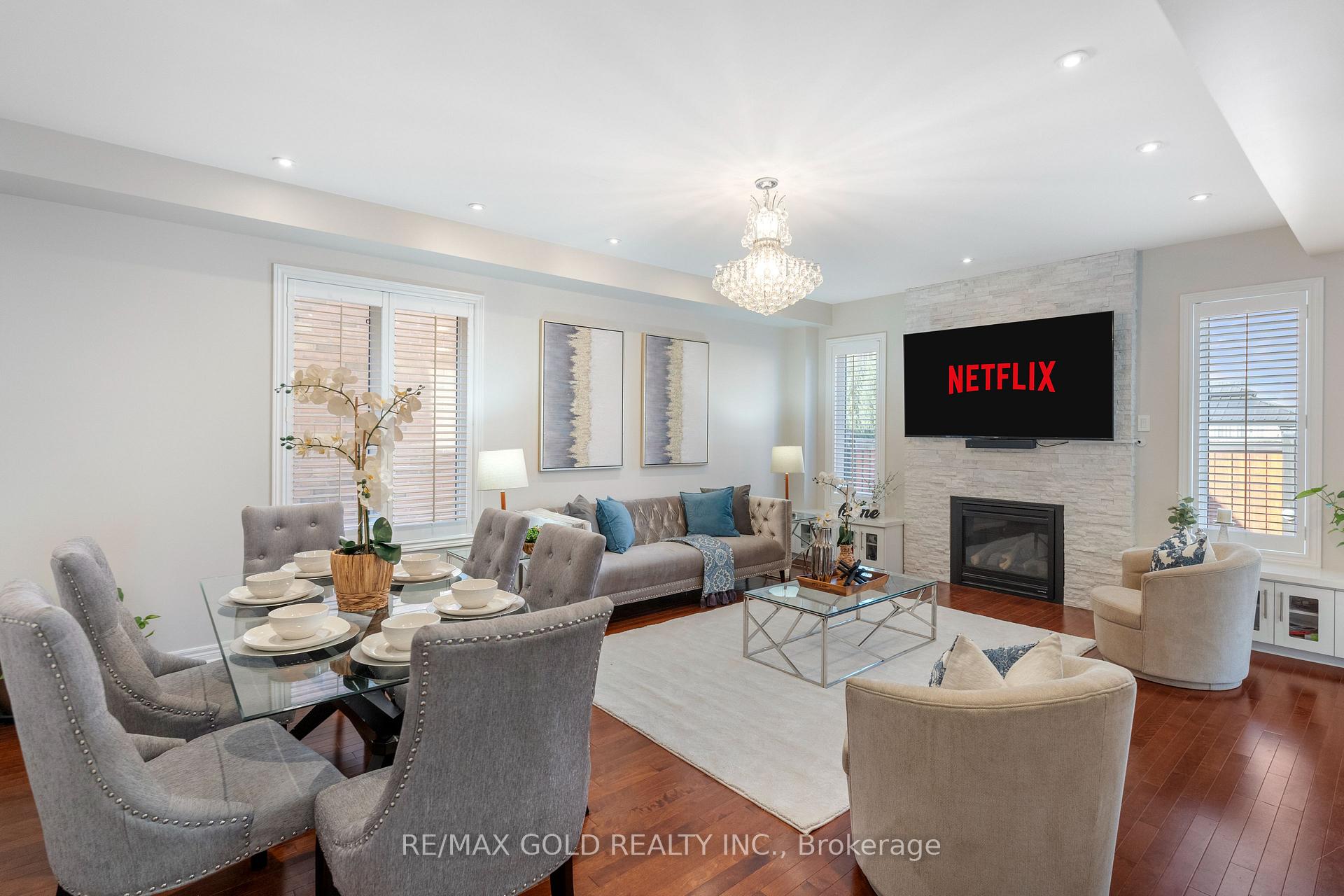 Photo 9 of 19 Bellcrest Road, Brampton, Credit Valley — HOMEH