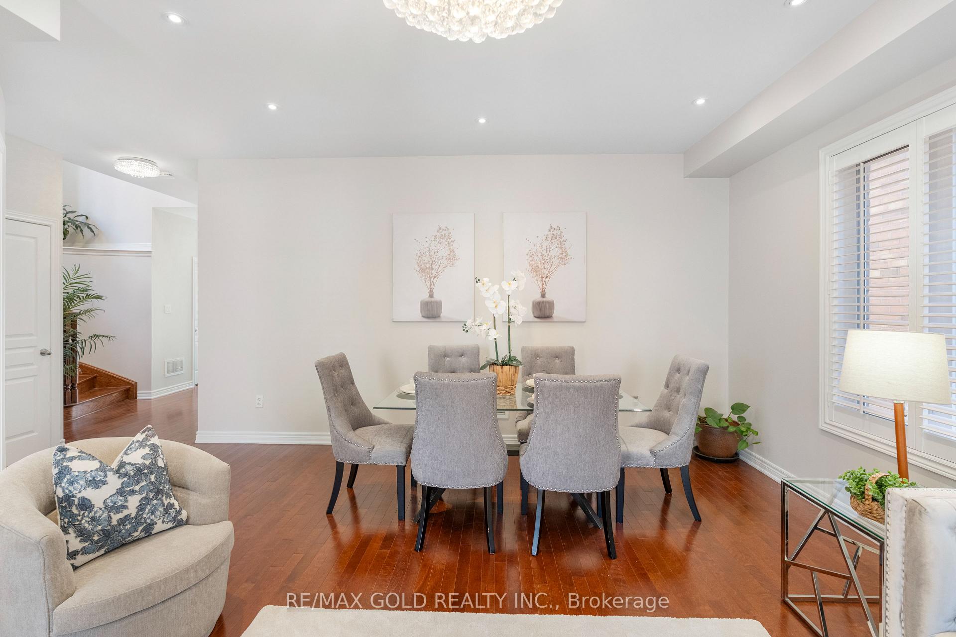 Photo 11 of 19 Bellcrest Road, Brampton, Credit Valley — HOMEH