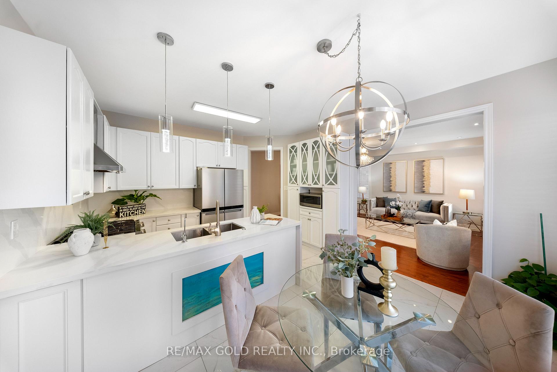 Photo 13 of 19 Bellcrest Road, Brampton, Credit Valley — HOMEH