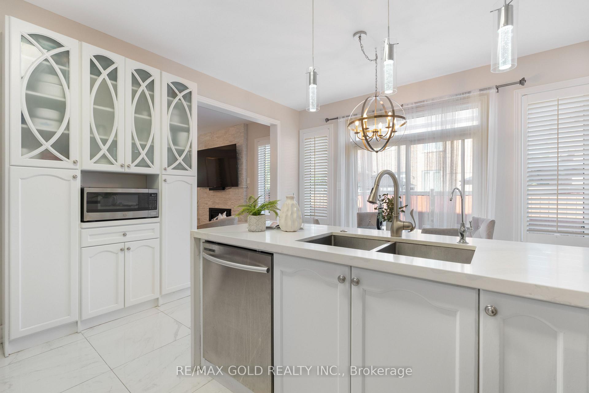 Photo 16 of 19 Bellcrest Road, Brampton, Credit Valley — HOMEH