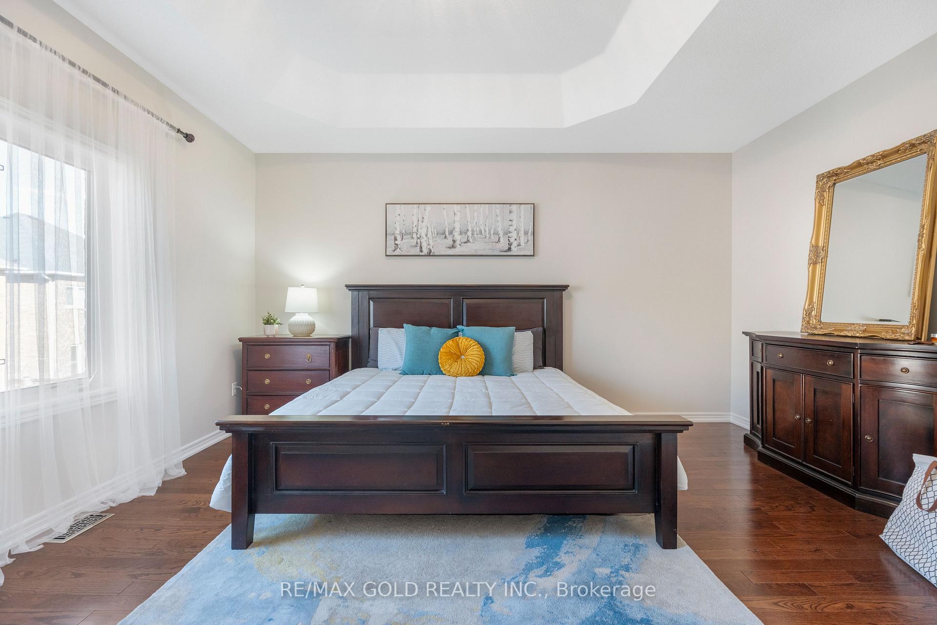 Photo 23 of 19 Bellcrest Road, Brampton, Credit Valley — HOMEH