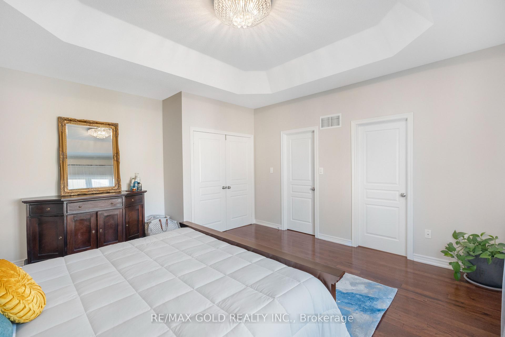 Photo 24 of 19 Bellcrest Road, Brampton, Credit Valley — HOMEH