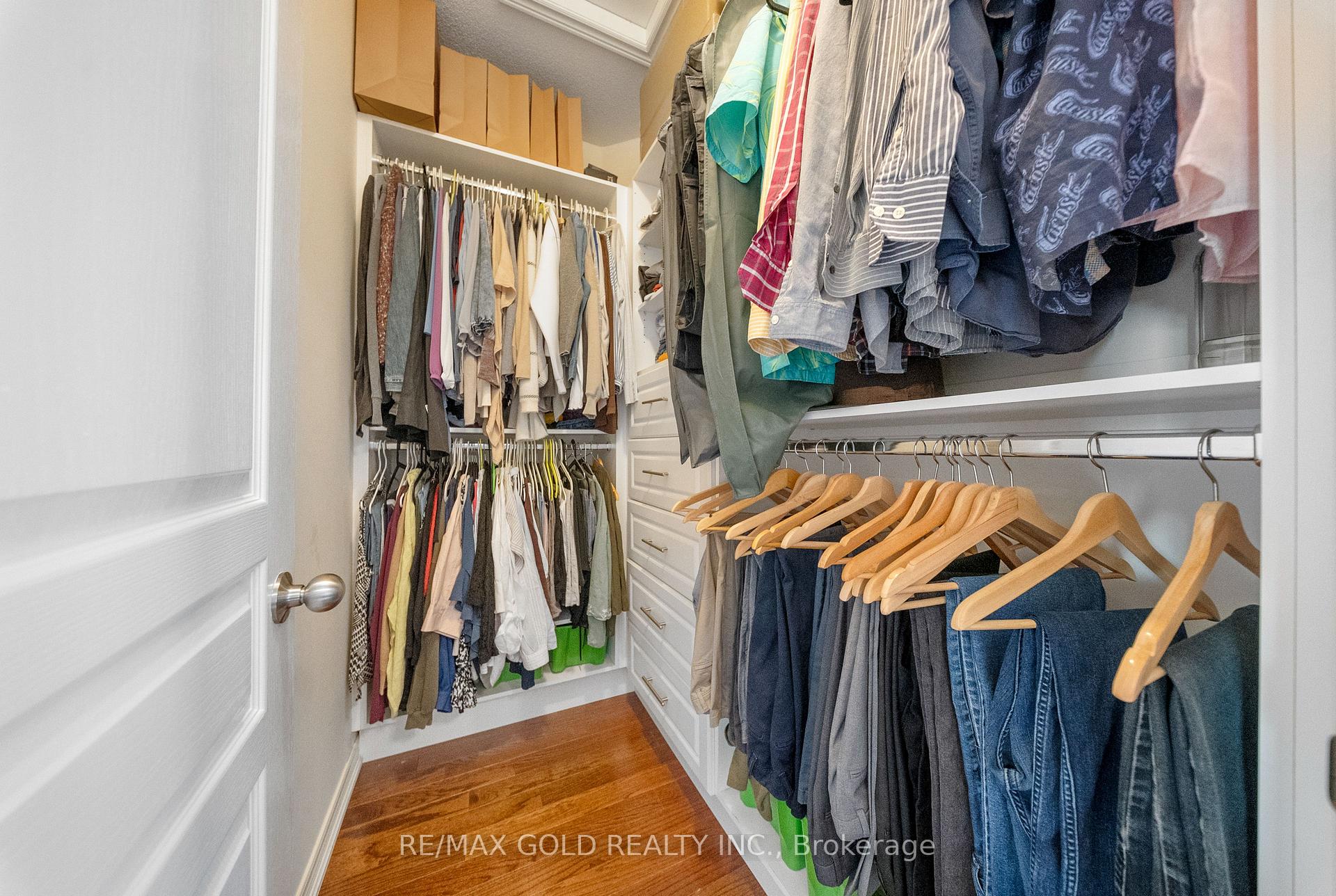 Photo 25 of 19 Bellcrest Road, Brampton, Credit Valley — HOMEH