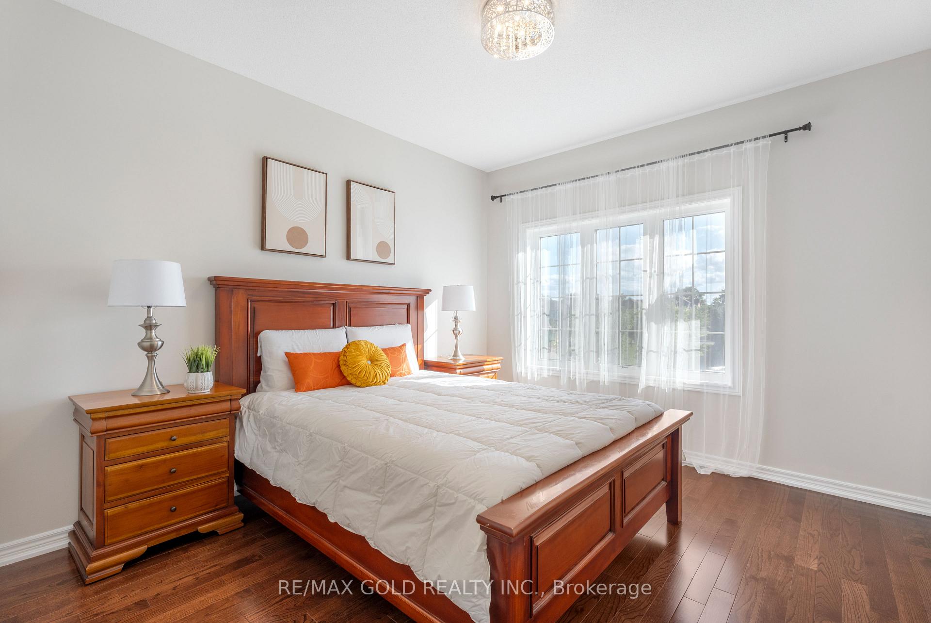 Photo 27 of 19 Bellcrest Road, Brampton, Credit Valley — HOMEH
