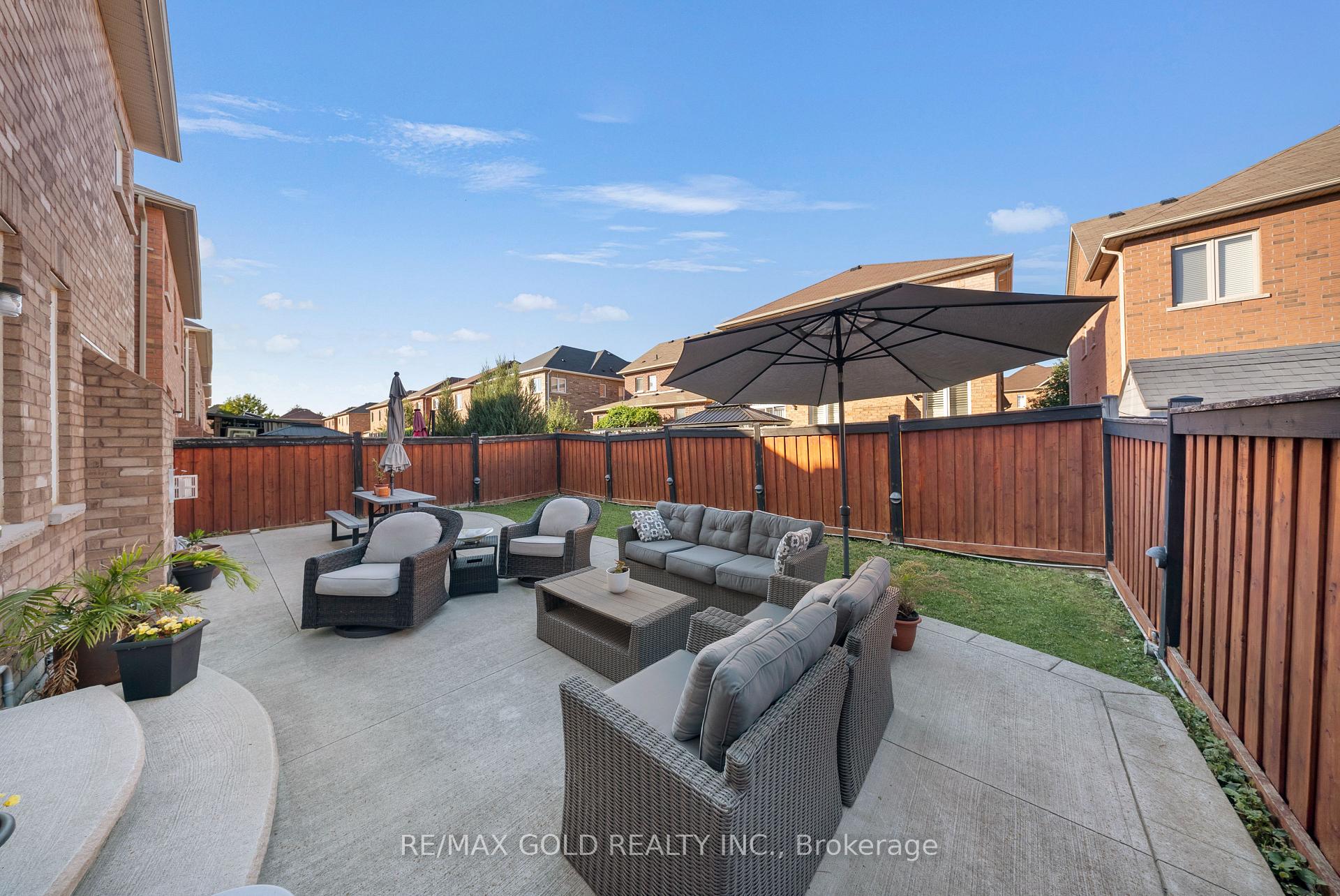 Photo 50 of 19 Bellcrest Road, Brampton, Credit Valley — HOMEH