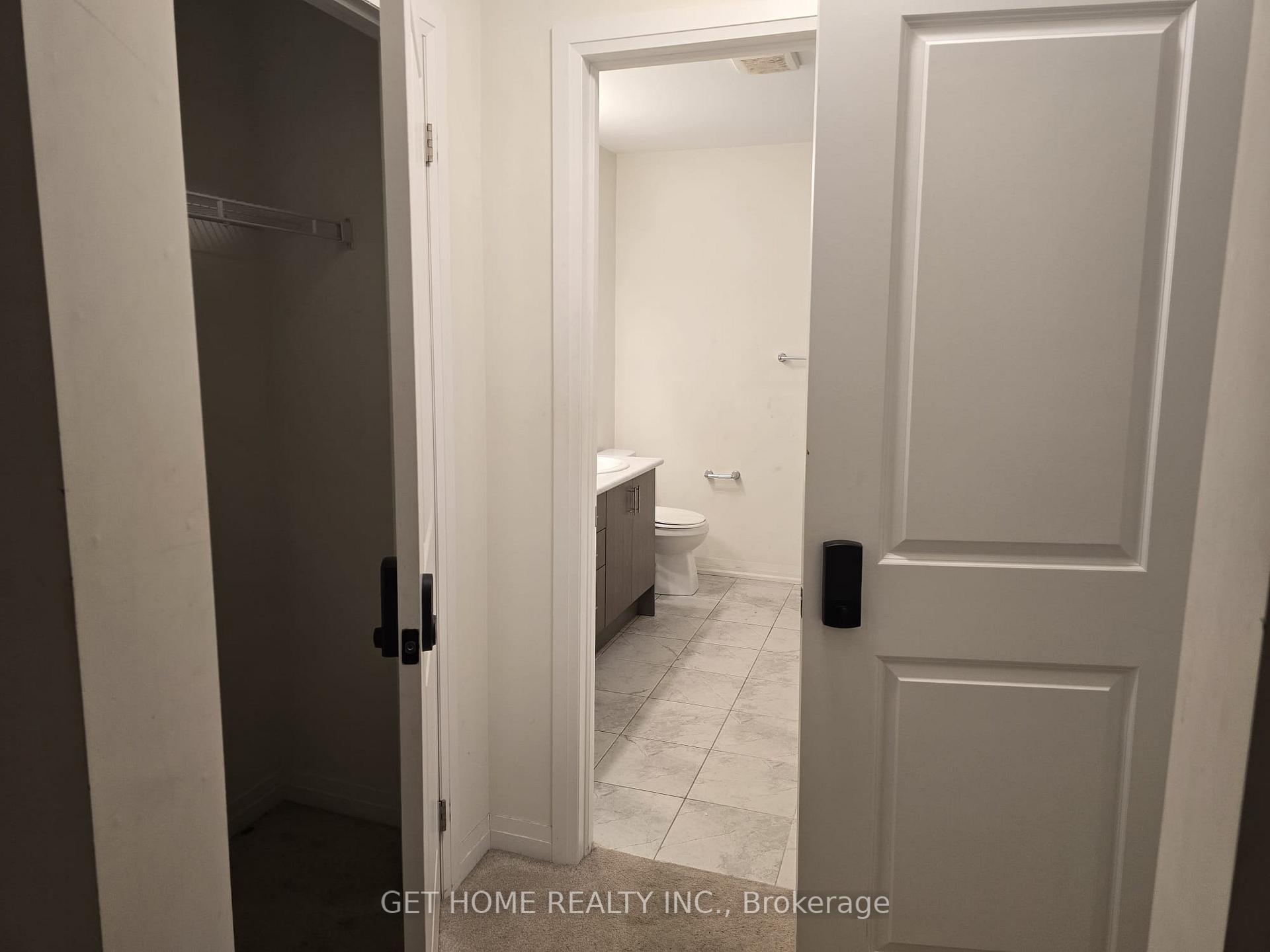 Photo 15 of 52 Crossmore Crescent, Cambridge, Westview — HOMEH