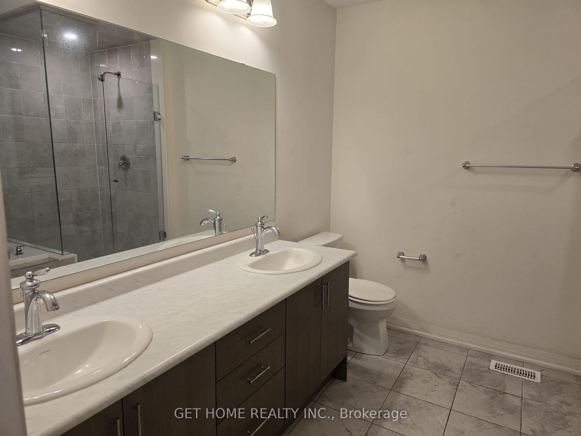Photo 19 of 52 Crossmore Crescent, Cambridge, Westview — HOMEH