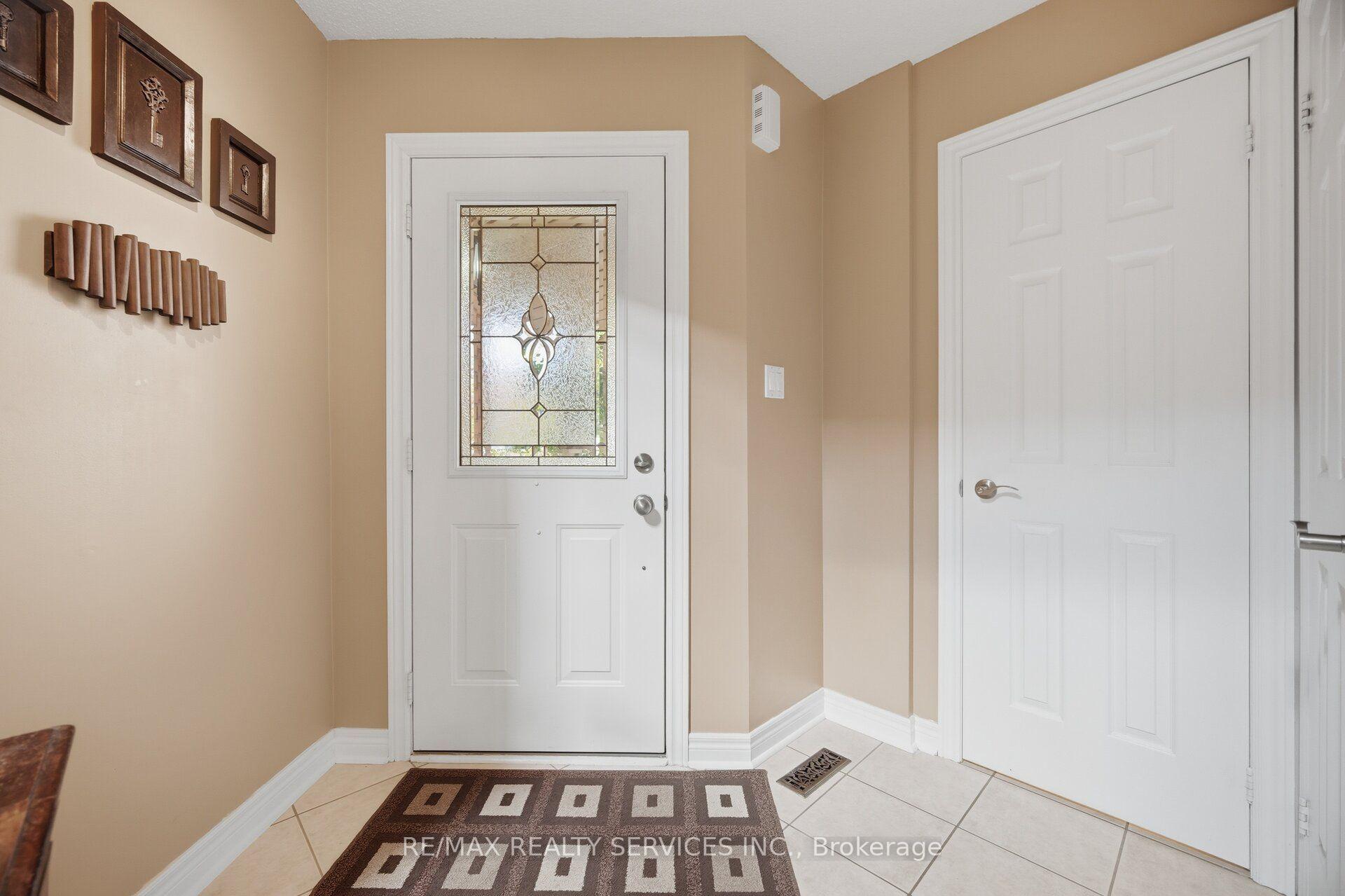 Photo 7 of 23 Swansea Meadows Drive, Brampton, Northwest Sandalwood Parkway — HOMEH