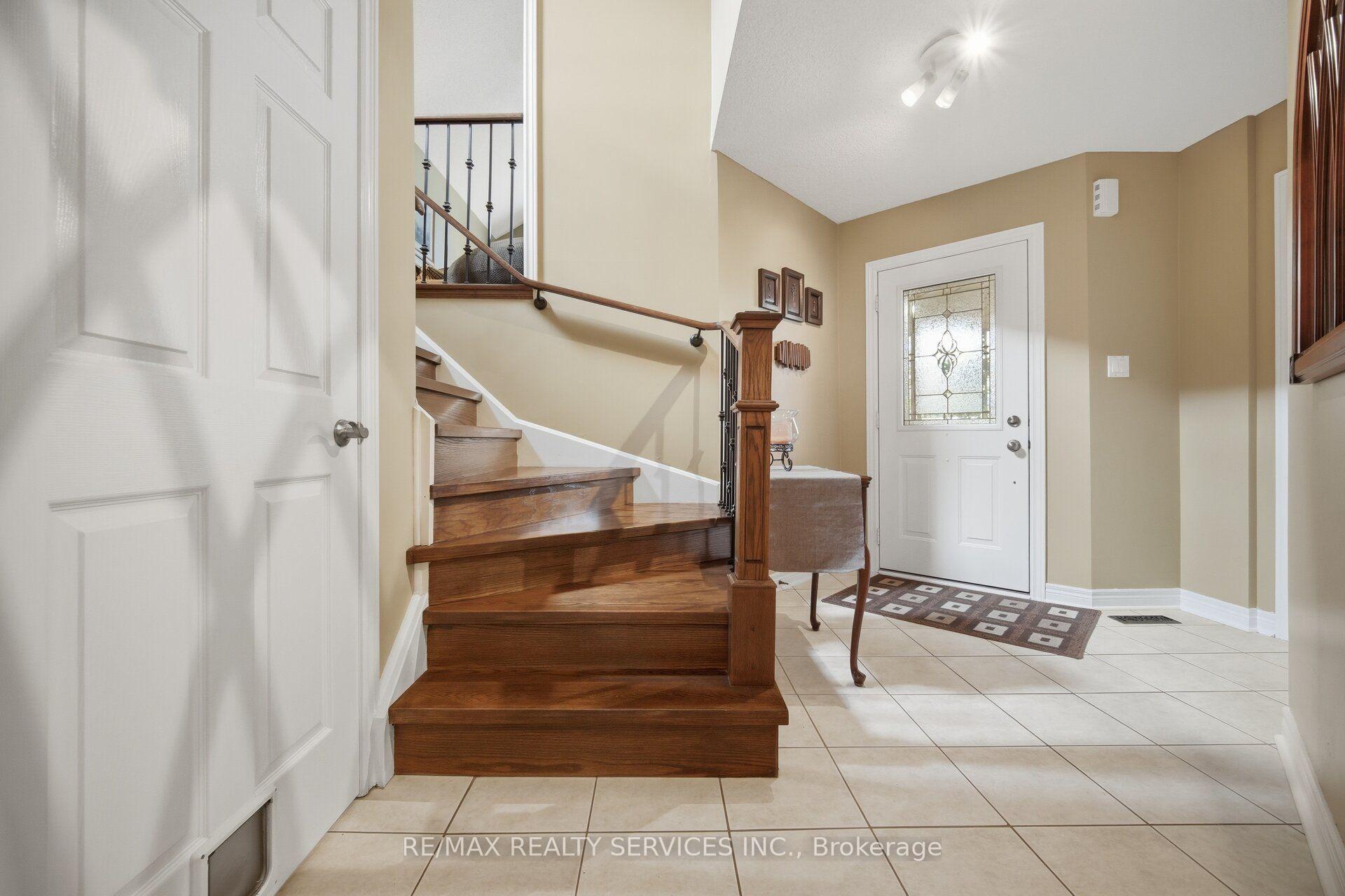 Photo 19 of 23 Swansea Meadows Drive, Brampton, Northwest Sandalwood Parkway — HOMEH