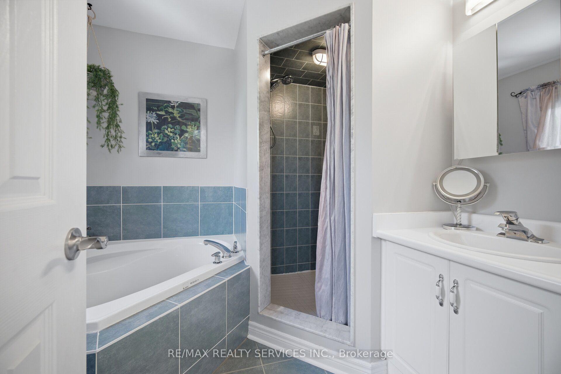 Photo 26 of 23 Swansea Meadows Drive, Brampton, Northwest Sandalwood Parkway — HOMEH