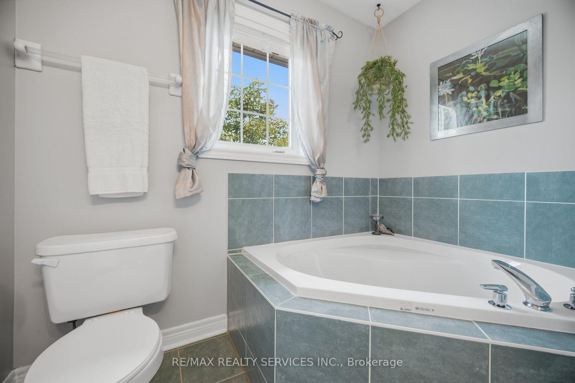 Photo 27 of 23 Swansea Meadows Drive, Brampton, Northwest Sandalwood Parkway — HOMEH
