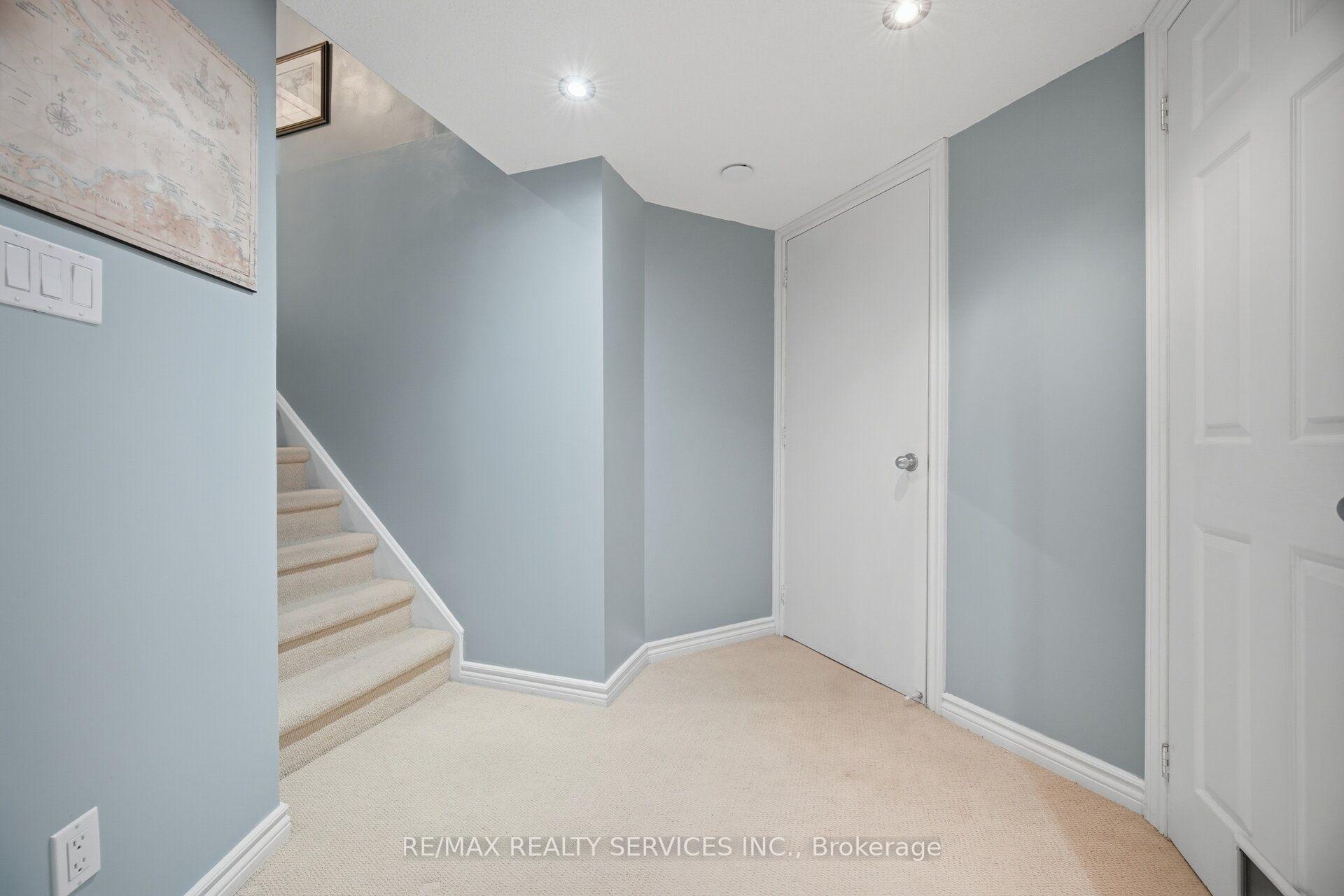 Photo 37 of 23 Swansea Meadows Drive, Brampton, Northwest Sandalwood Parkway — HOMEH