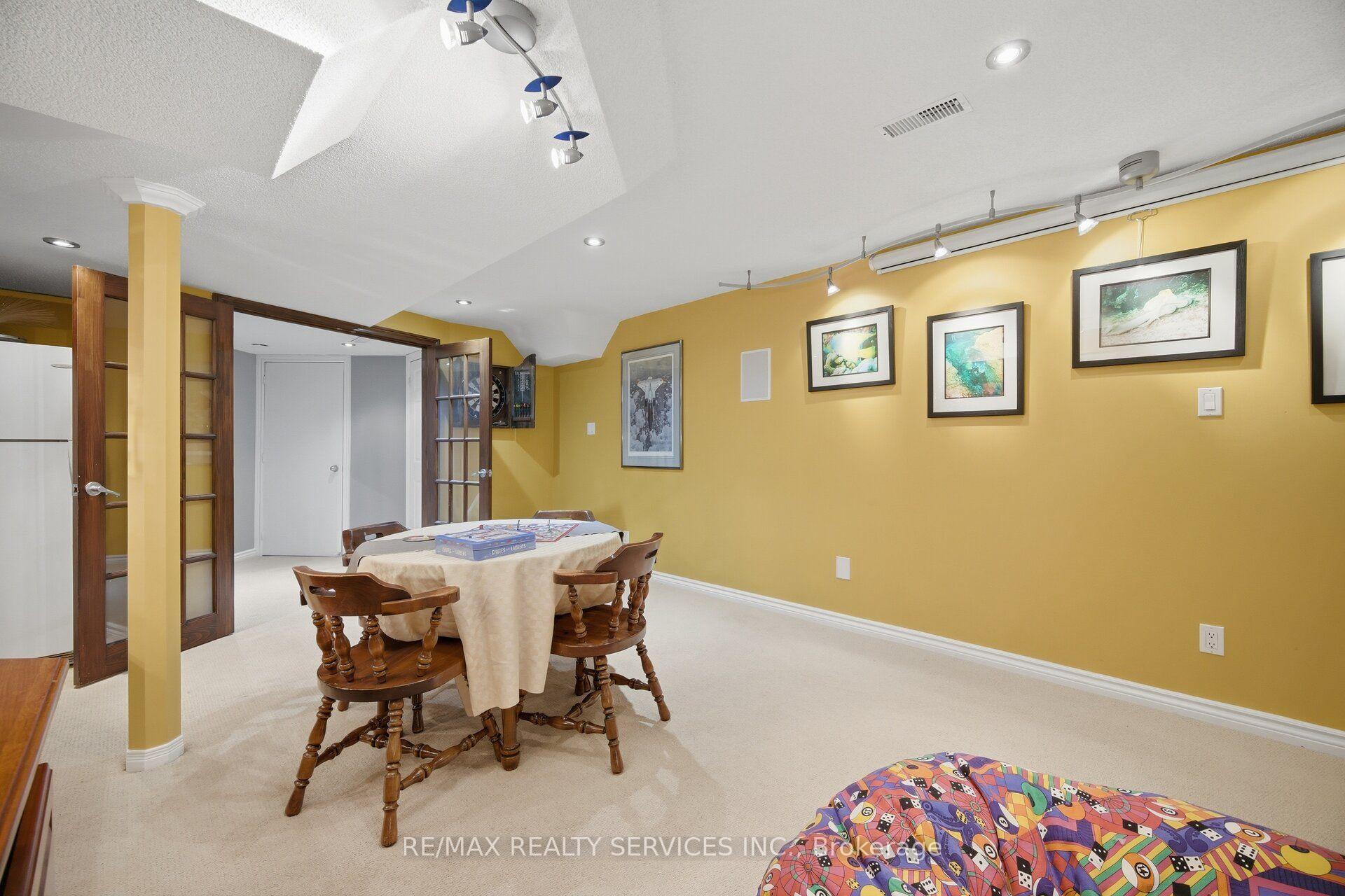 Photo 39 of 23 Swansea Meadows Drive, Brampton, Northwest Sandalwood Parkway — HOMEH