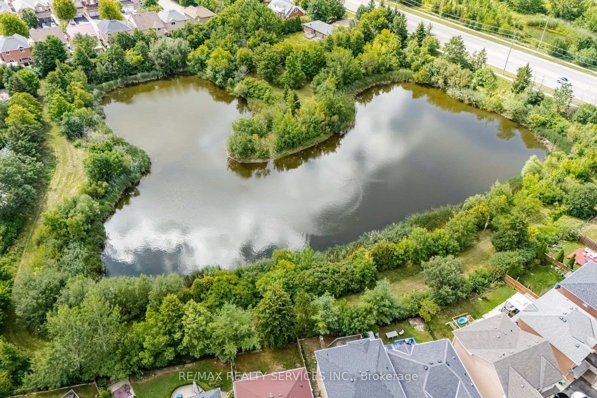 Photo 50 of 23 Swansea Meadows Drive, Brampton, Northwest Sandalwood Parkway — HOMEH