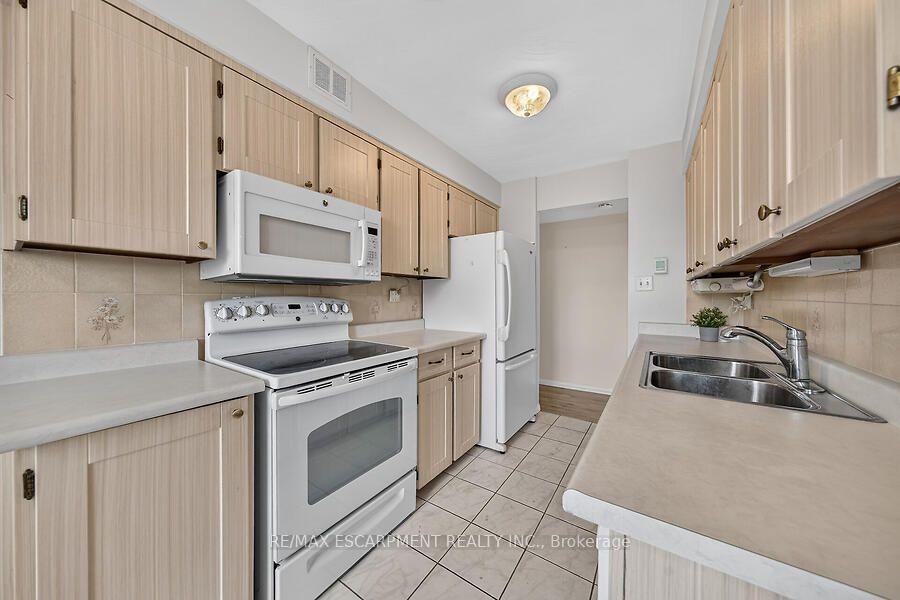 Photo 19 of Unit 908, 30 Harrisford Street, Hamilton, Red Hill — HOMEH