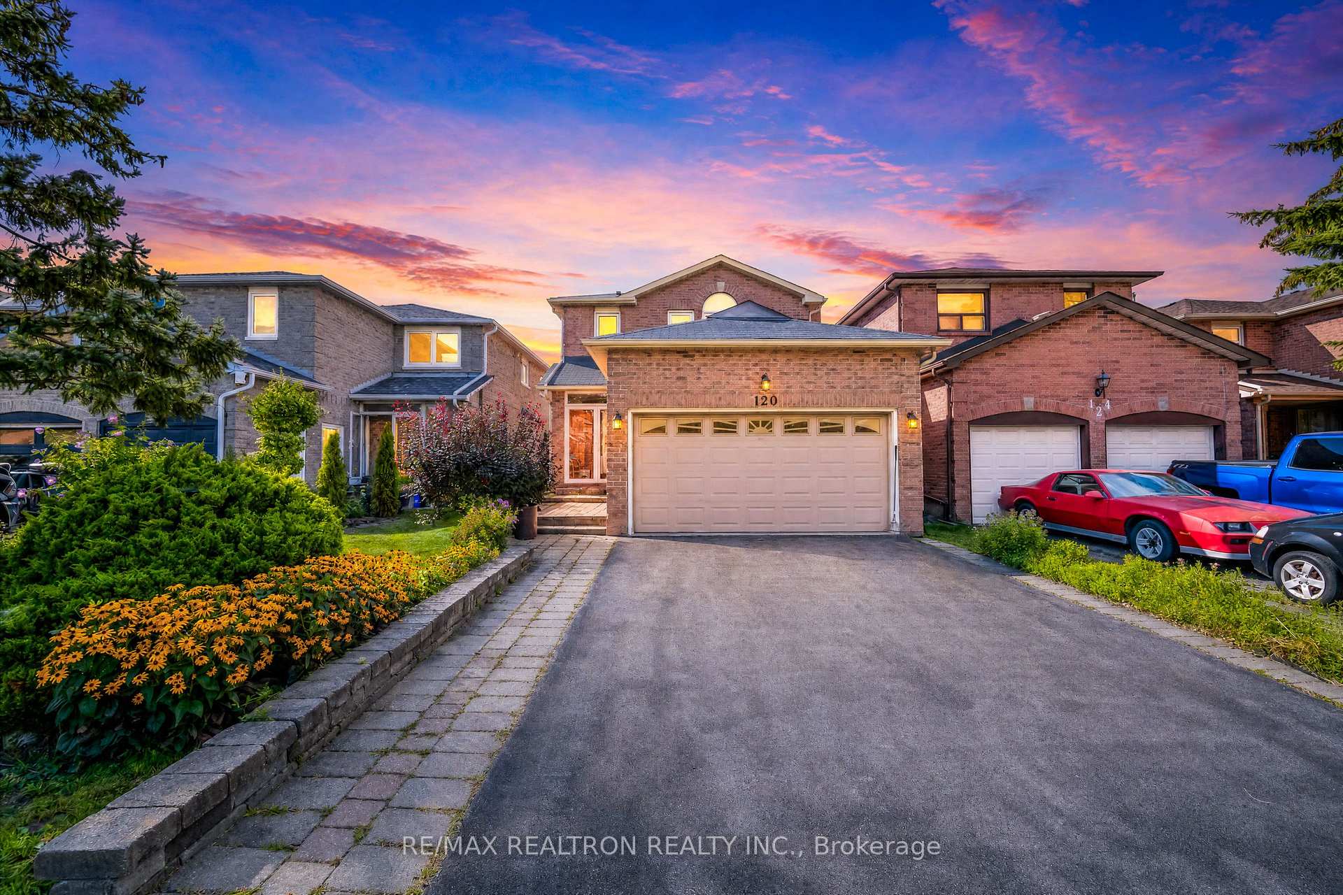 Photo 1 of 120 Brookmill Drive, Vaughan, Brownridge — HOMEH