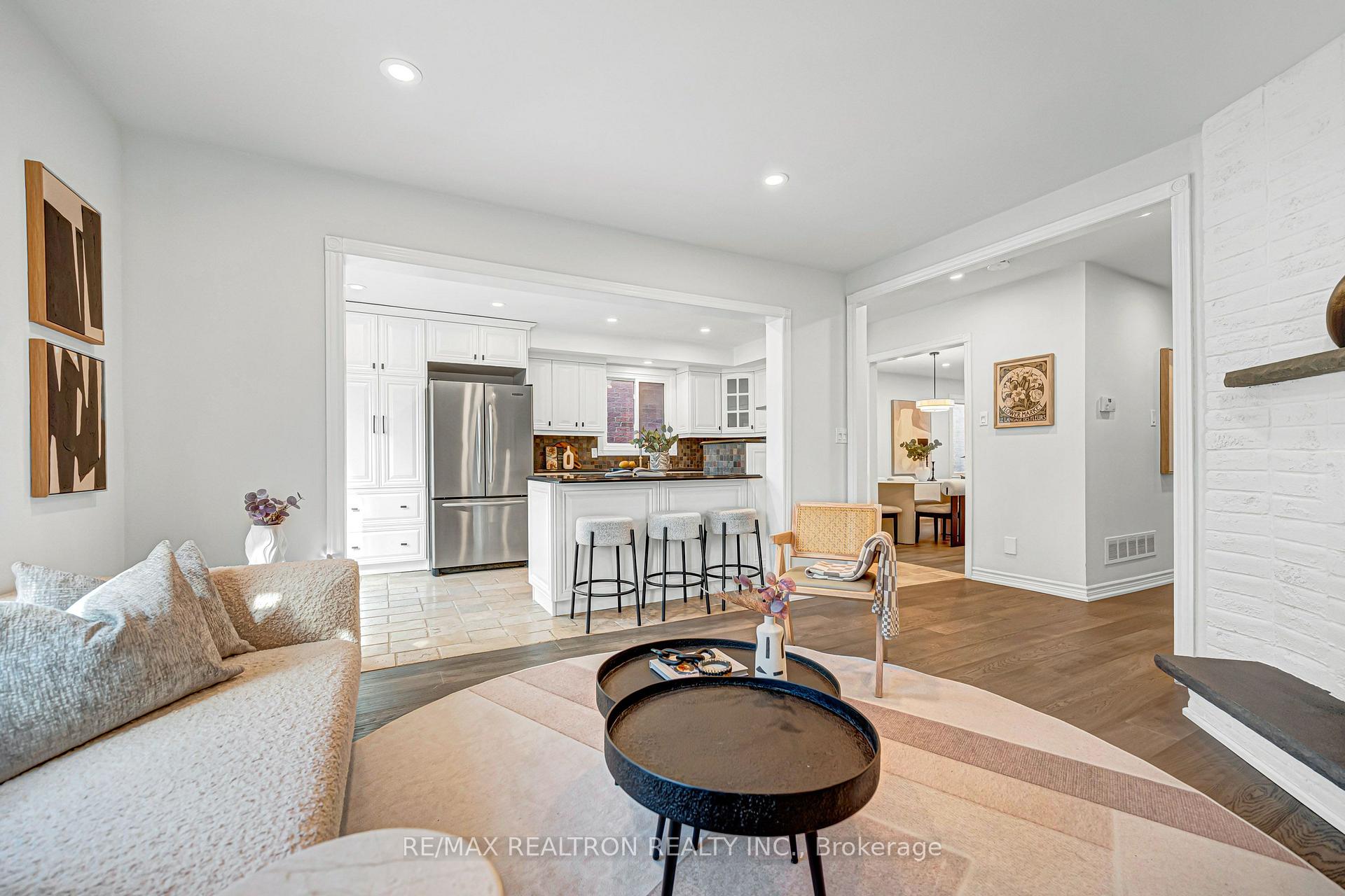 Photo 16 of 120 Brookmill Drive, Vaughan, Brownridge — HOMEH