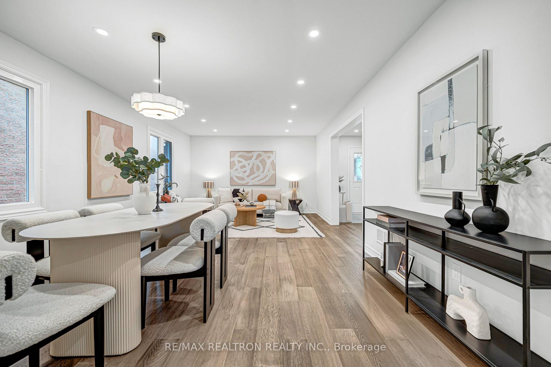 Photo 27 of 120 Brookmill Drive, Vaughan, Brownridge — HOMEH
