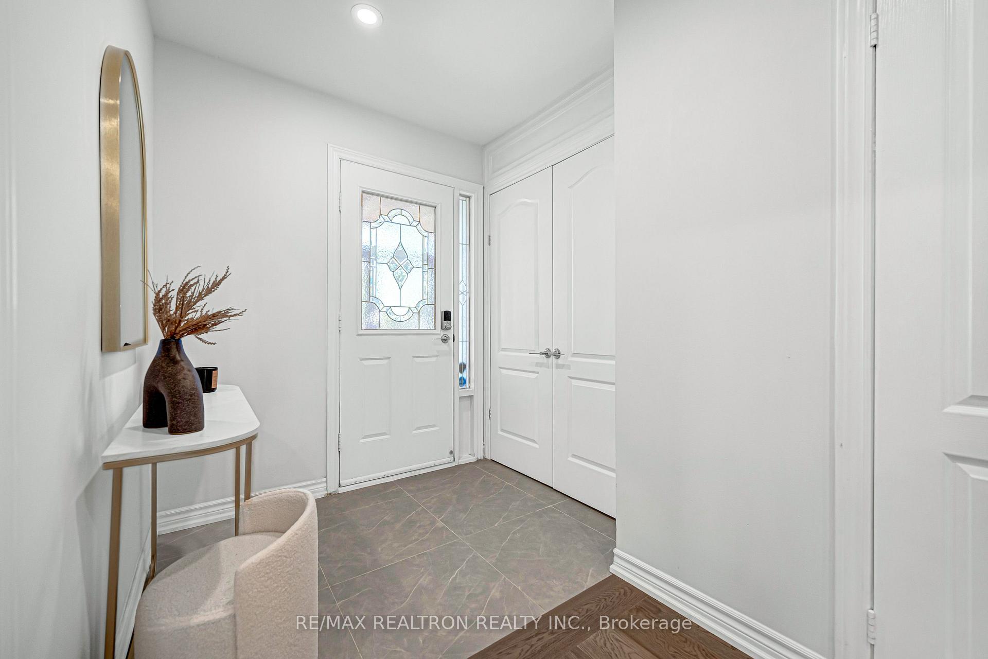 Photo 30 of 120 Brookmill Drive, Vaughan, Brownridge — HOMEH