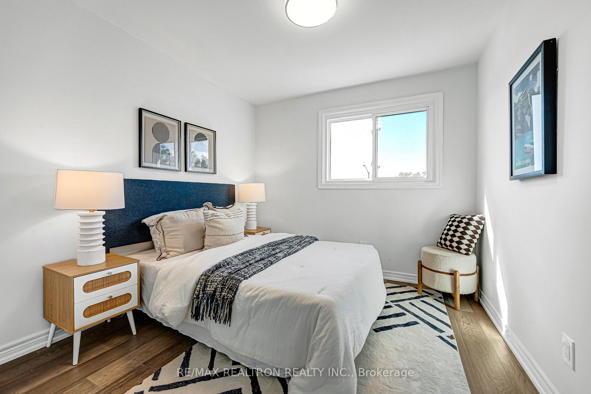 Photo 36 of 120 Brookmill Drive, Vaughan, Brownridge — HOMEH