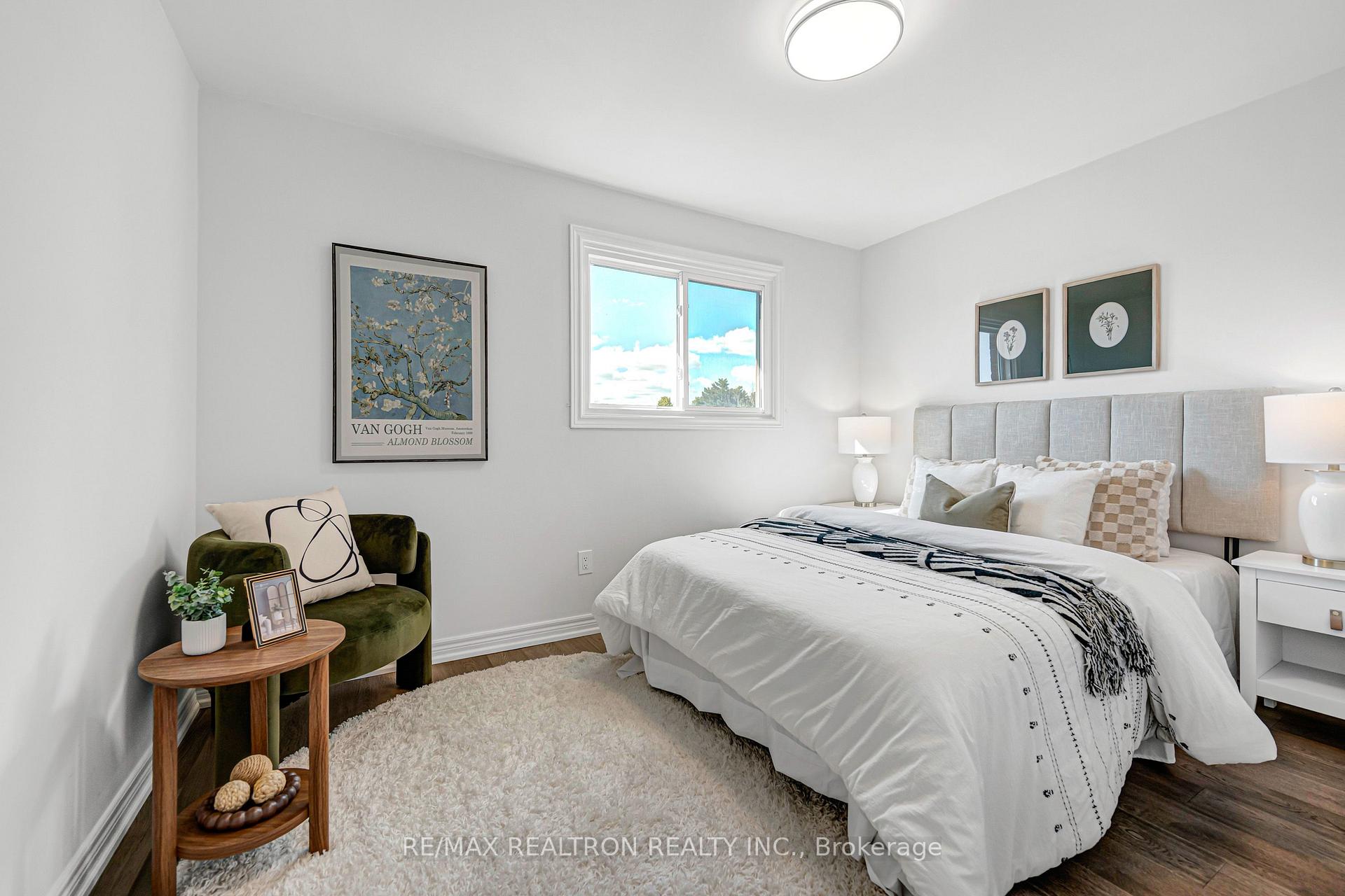 Photo 37 of 120 Brookmill Drive, Vaughan, Brownridge — HOMEH
