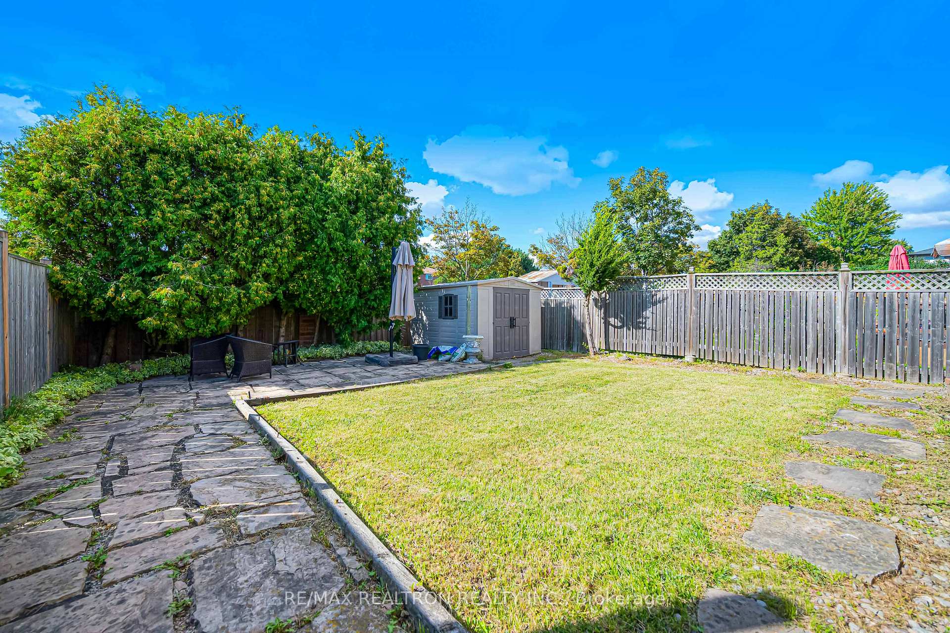 Photo 47 of 120 Brookmill Drive, Vaughan, Brownridge — HOMEH