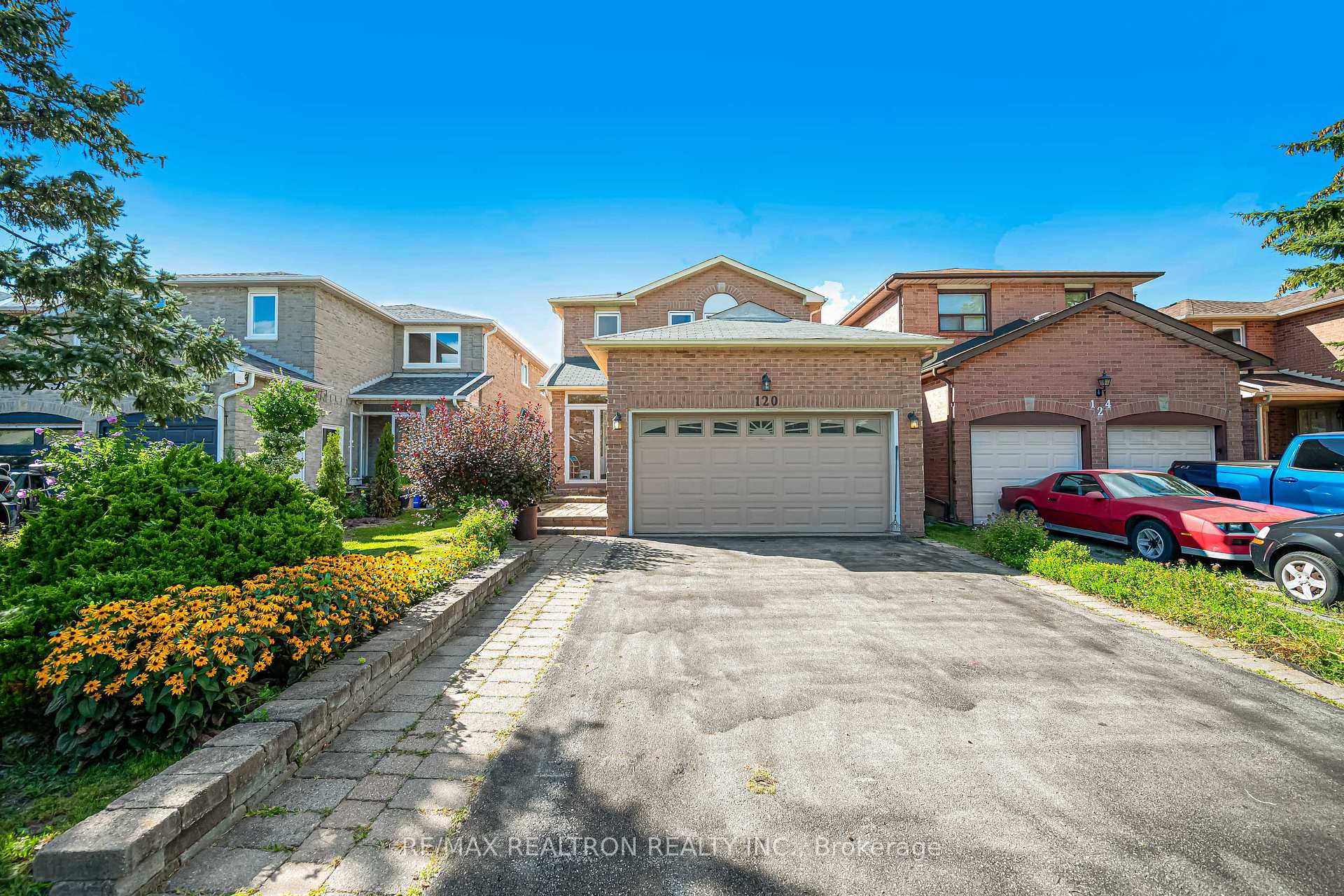 Photo 50 of 120 Brookmill Drive, Vaughan, Brownridge — HOMEH