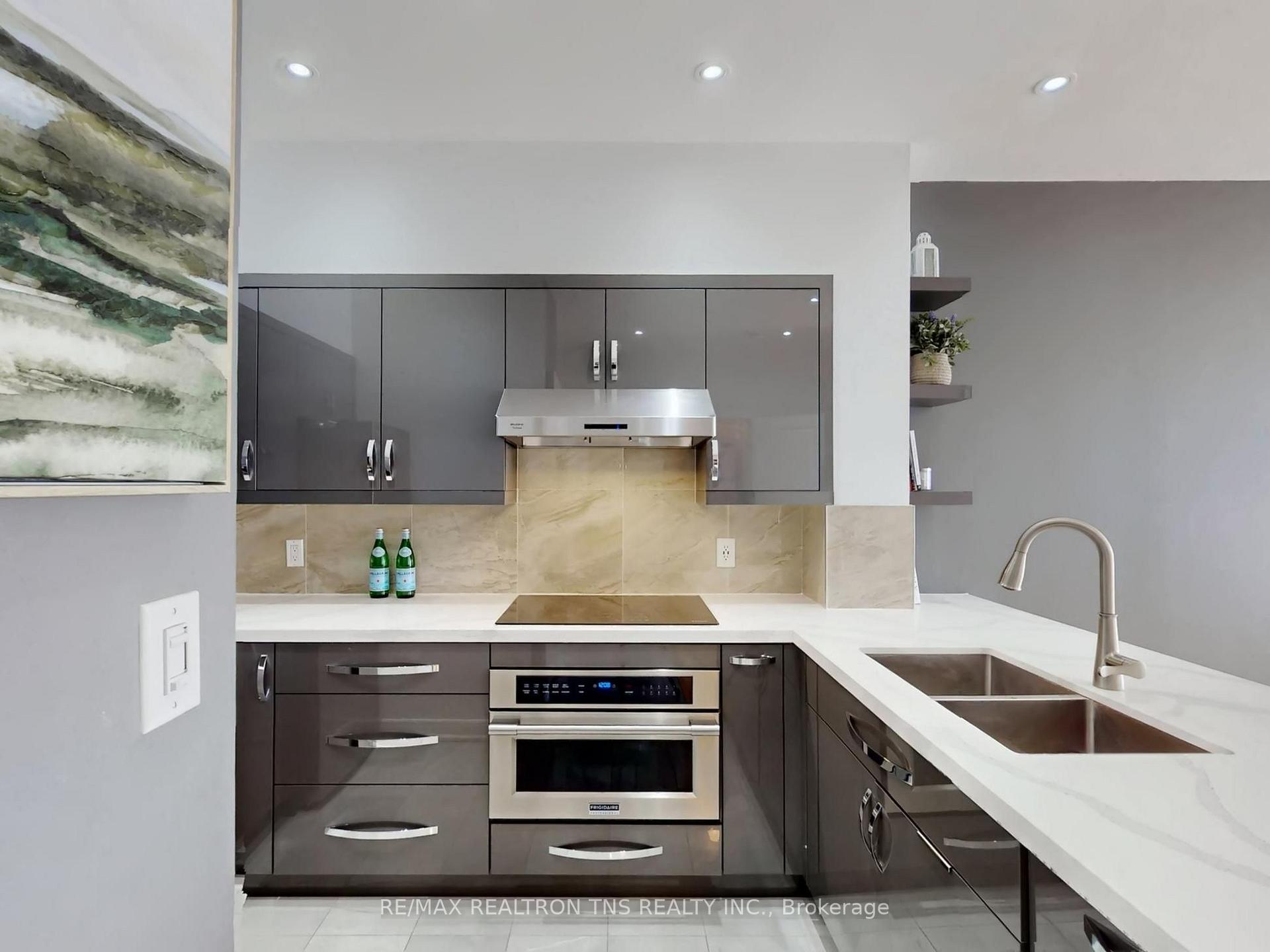 Photo 5 of Unit 101, 88 Times Avenue, Markham, Commerce Valley — HOMEH