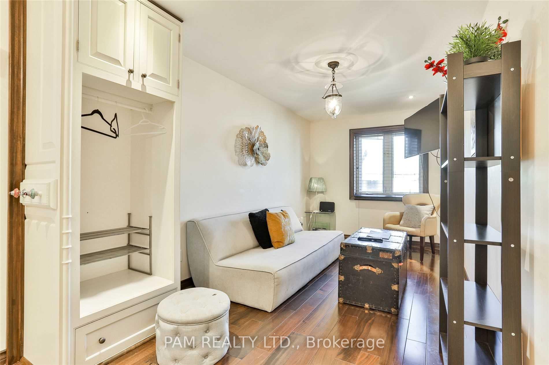 Photo 20 of 147 Euclid Avenue, Toronto, Trinity-Bellwoods — HOMEH