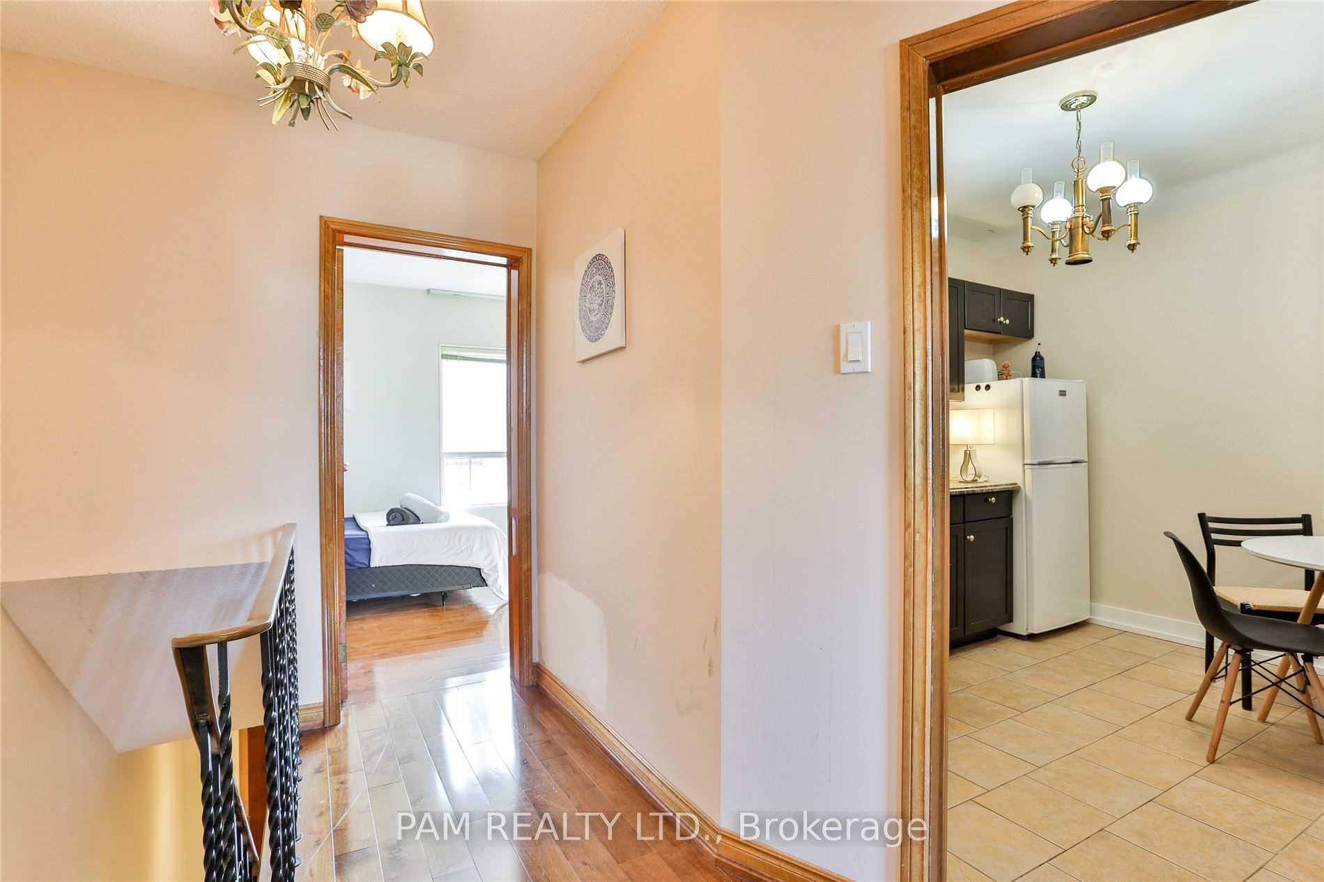Photo 28 of 147 Euclid Avenue, Toronto, Trinity-Bellwoods — HOMEH