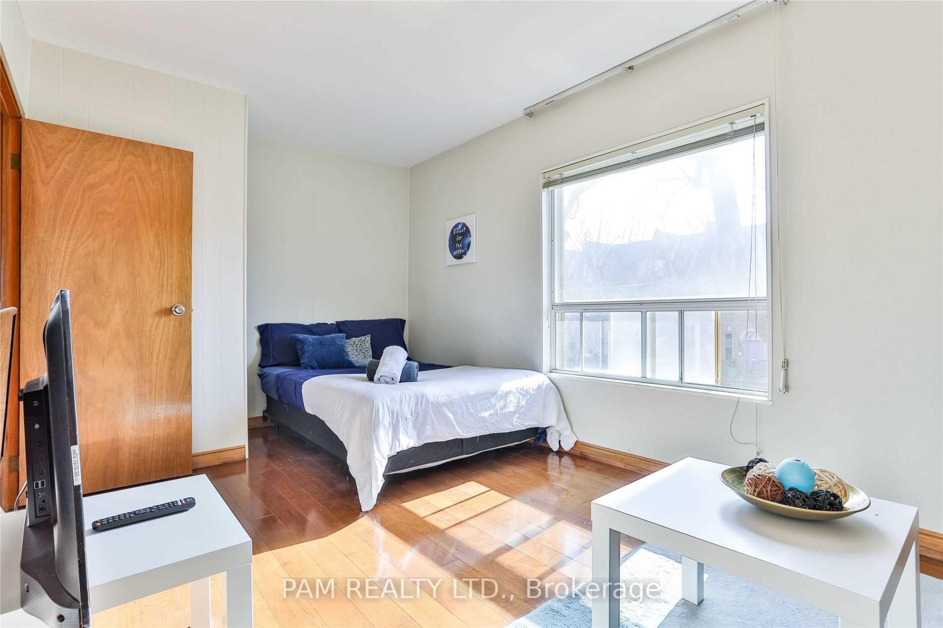Photo 30 of 147 Euclid Avenue, Toronto, Trinity-Bellwoods — HOMEH