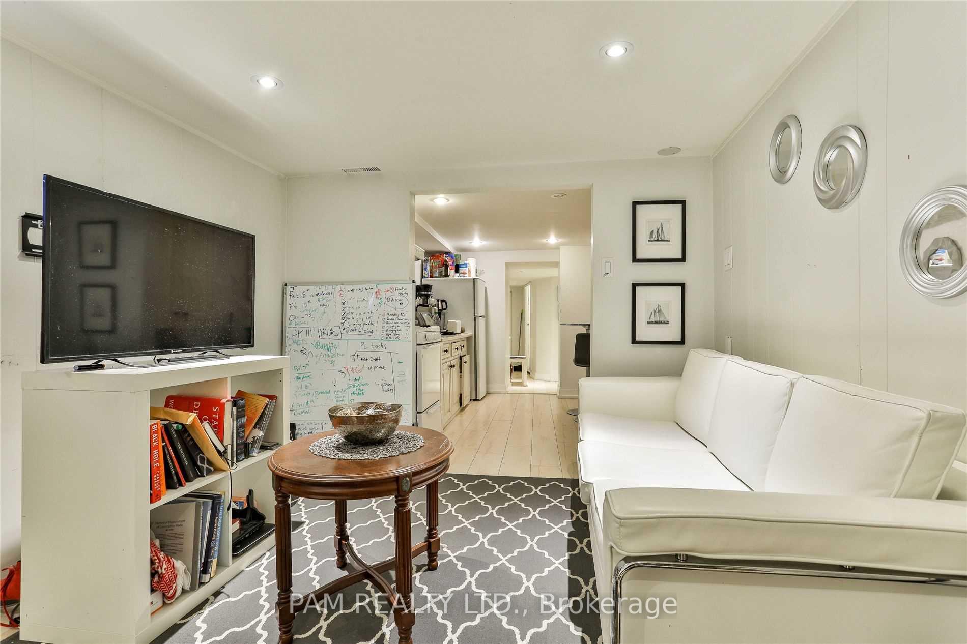 Photo 35 of 147 Euclid Avenue, Toronto, Trinity-Bellwoods — HOMEH
