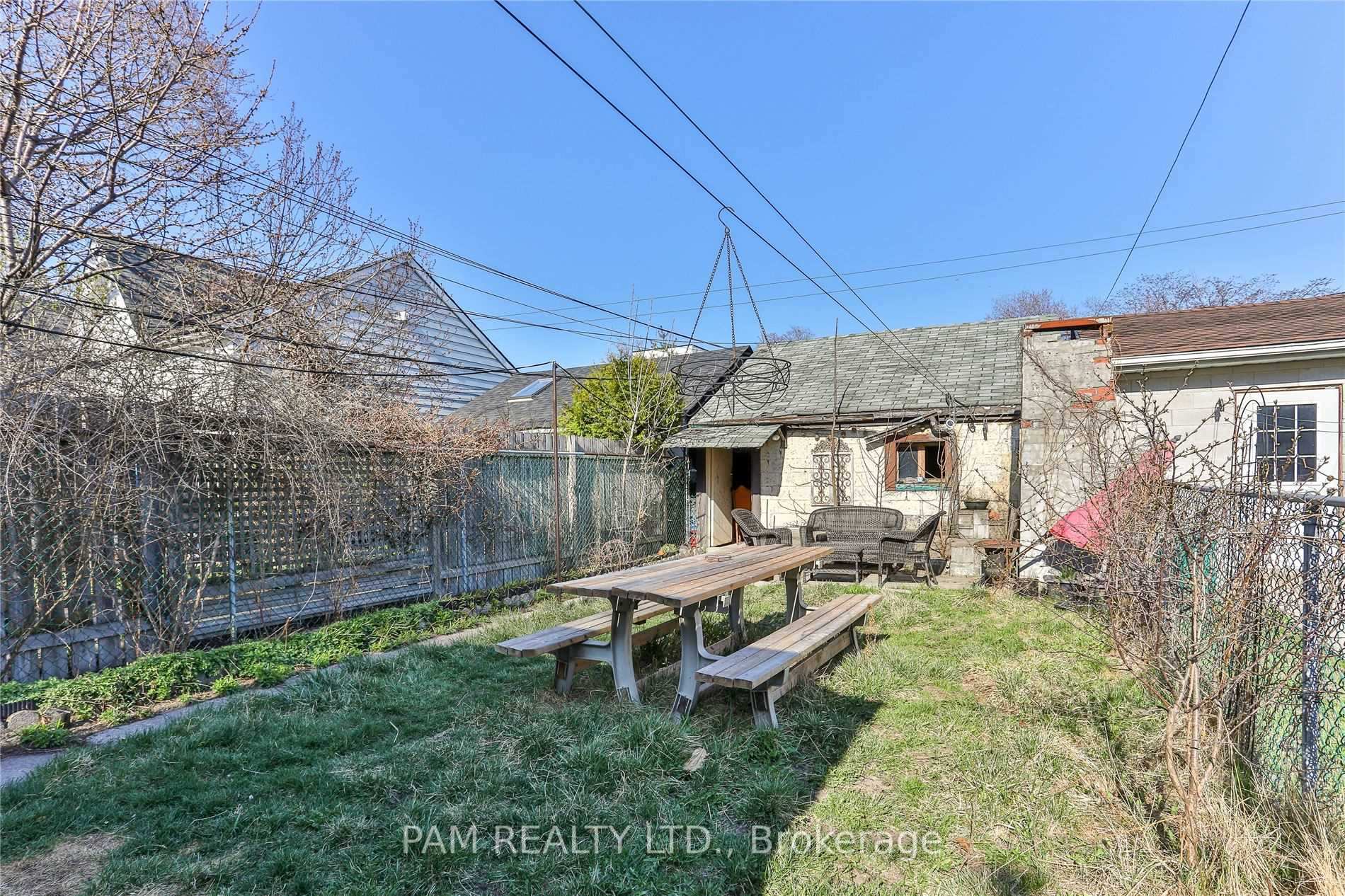 Photo 37 of 147 Euclid Avenue, Toronto, Trinity-Bellwoods — HOMEH