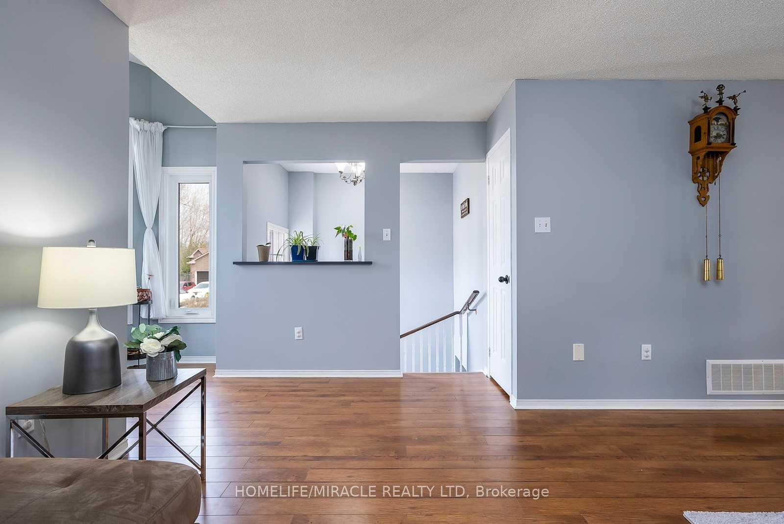 Photo 7 of 214 Dyer Drive, Wasaga Beach — HOMEH