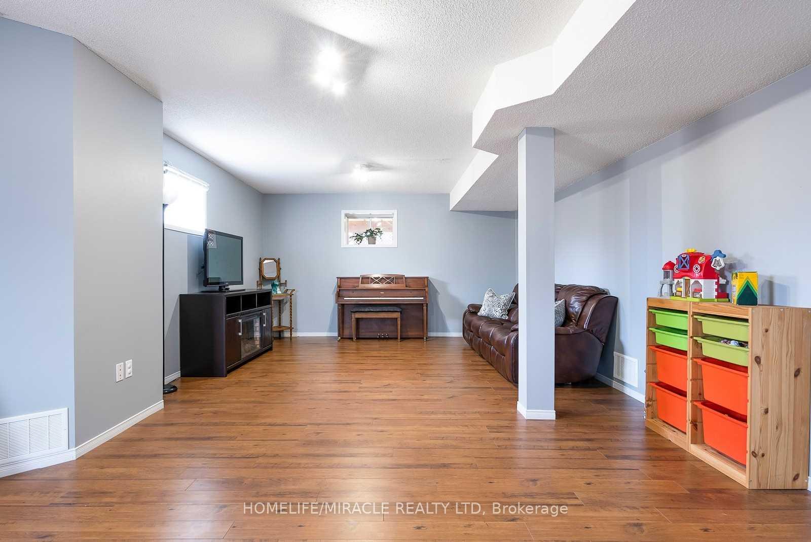 Photo 15 of 214 Dyer Drive, Wasaga Beach — HOMEH
