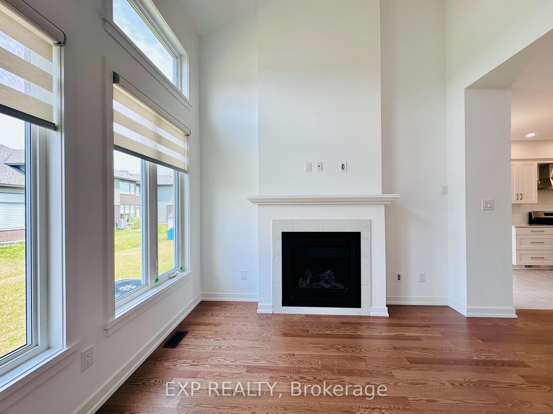 Photo 2 of 1010 Acoustic Way, Ottawa, Riverside South/Gloucester Glen — HOMEH