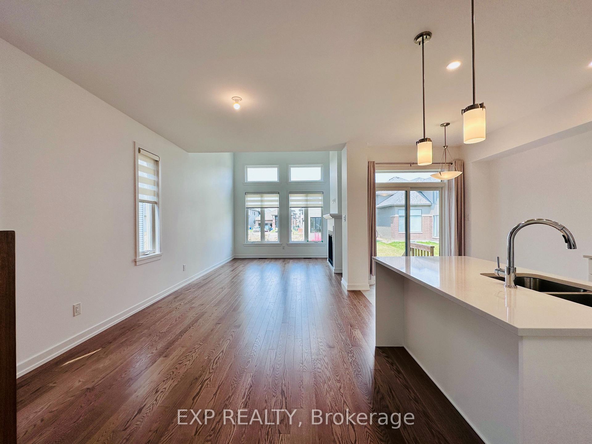 Photo 11 of 1010 Acoustic Way, Ottawa, Riverside South/Gloucester Glen — HOMEH