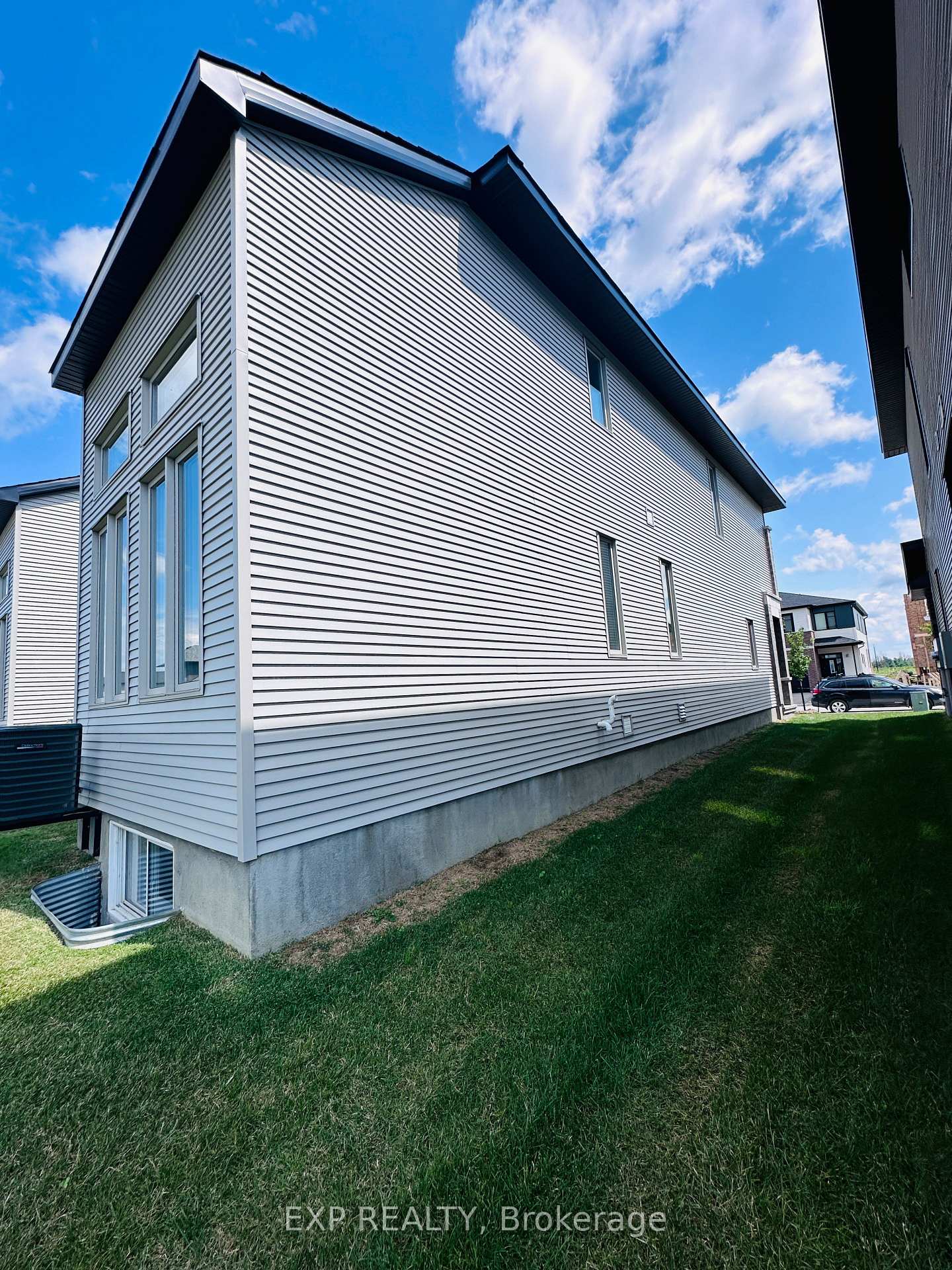 Photo 33 of 1010 Acoustic Way, Ottawa, Riverside South/Gloucester Glen — HOMEH