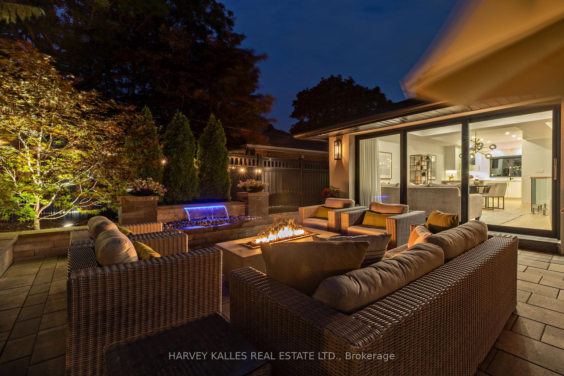Photo 47 of 75 Markland Drive, Etobicoke, Markland Wood — HOMEH