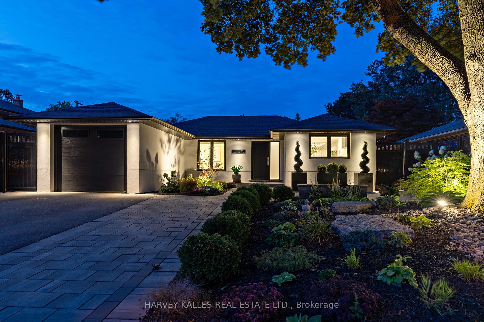 Photo 45 of 75 Markland Drive, Etobicoke, Markland Wood — HOMEH