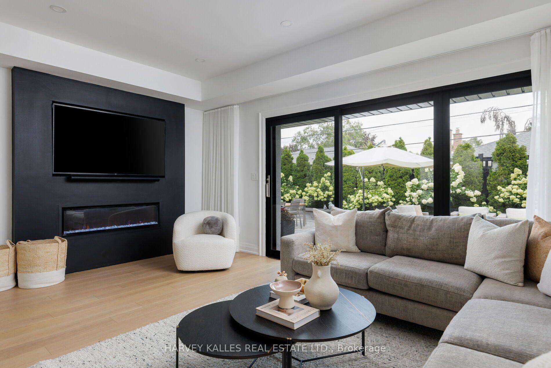 Photo 8 of 75 Markland Drive, Etobicoke, Markland Wood — HOMEH