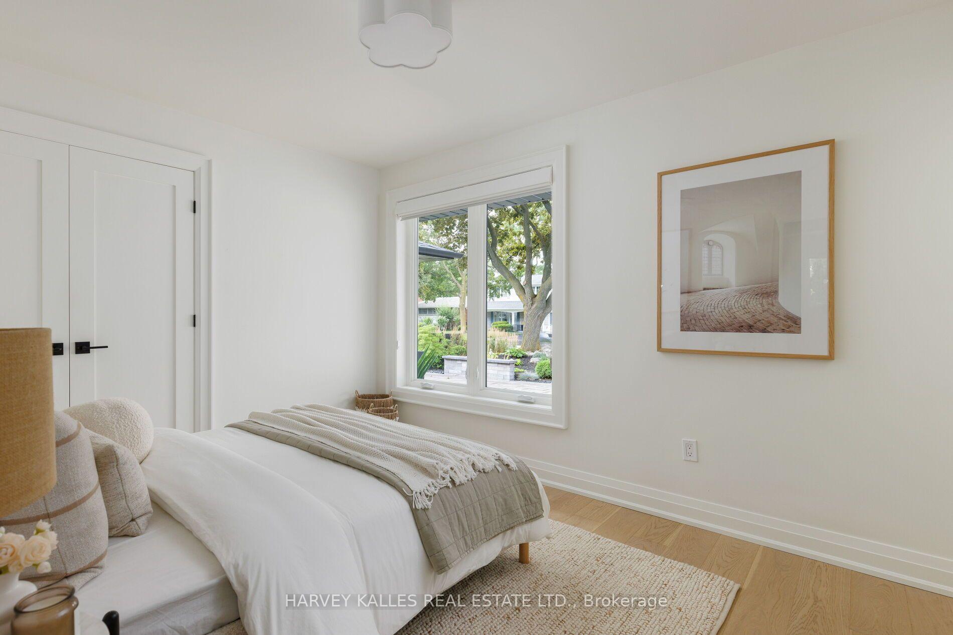 Photo 31 of 75 Markland Drive, Etobicoke, Markland Wood — HOMEH