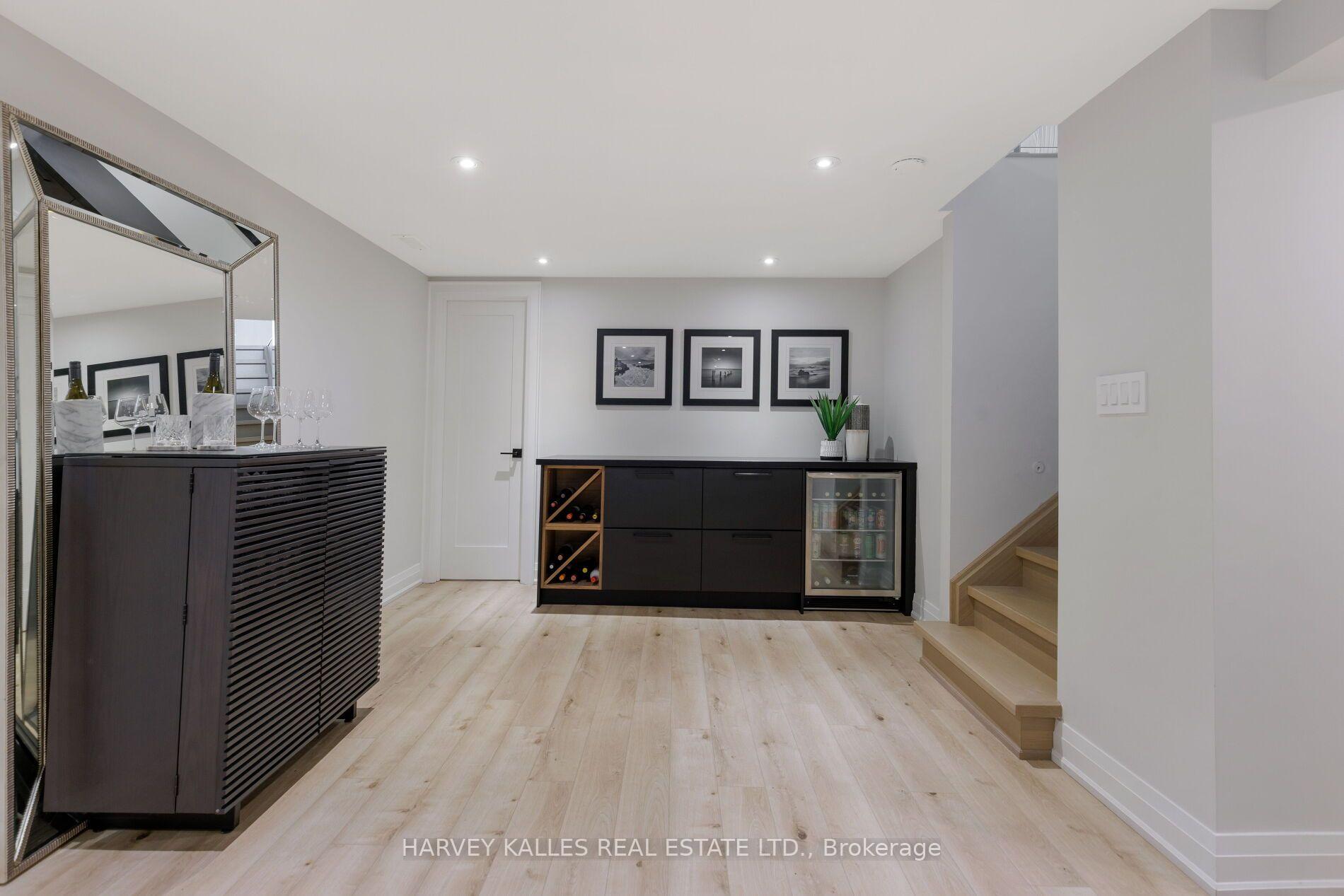 Photo 35 of 75 Markland Drive, Etobicoke, Markland Wood — HOMEH
